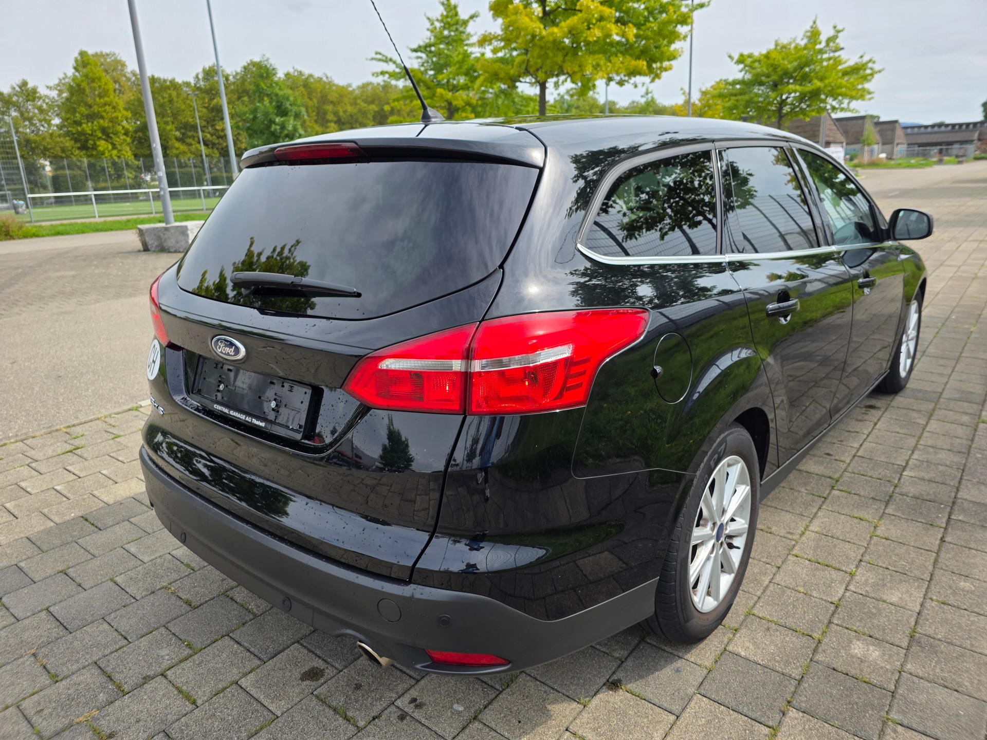 FORD Focus 2.0 TDCi Titanium Powershift-image-2