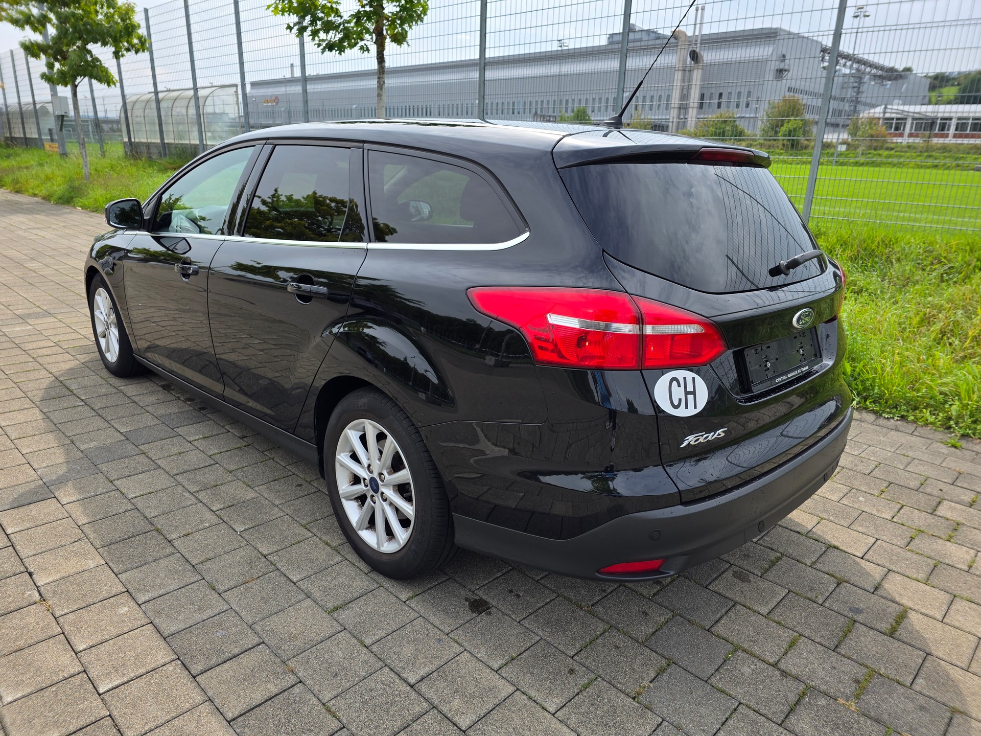 FORD Focus 2.0 TDCi Titanium Powershift-image-3