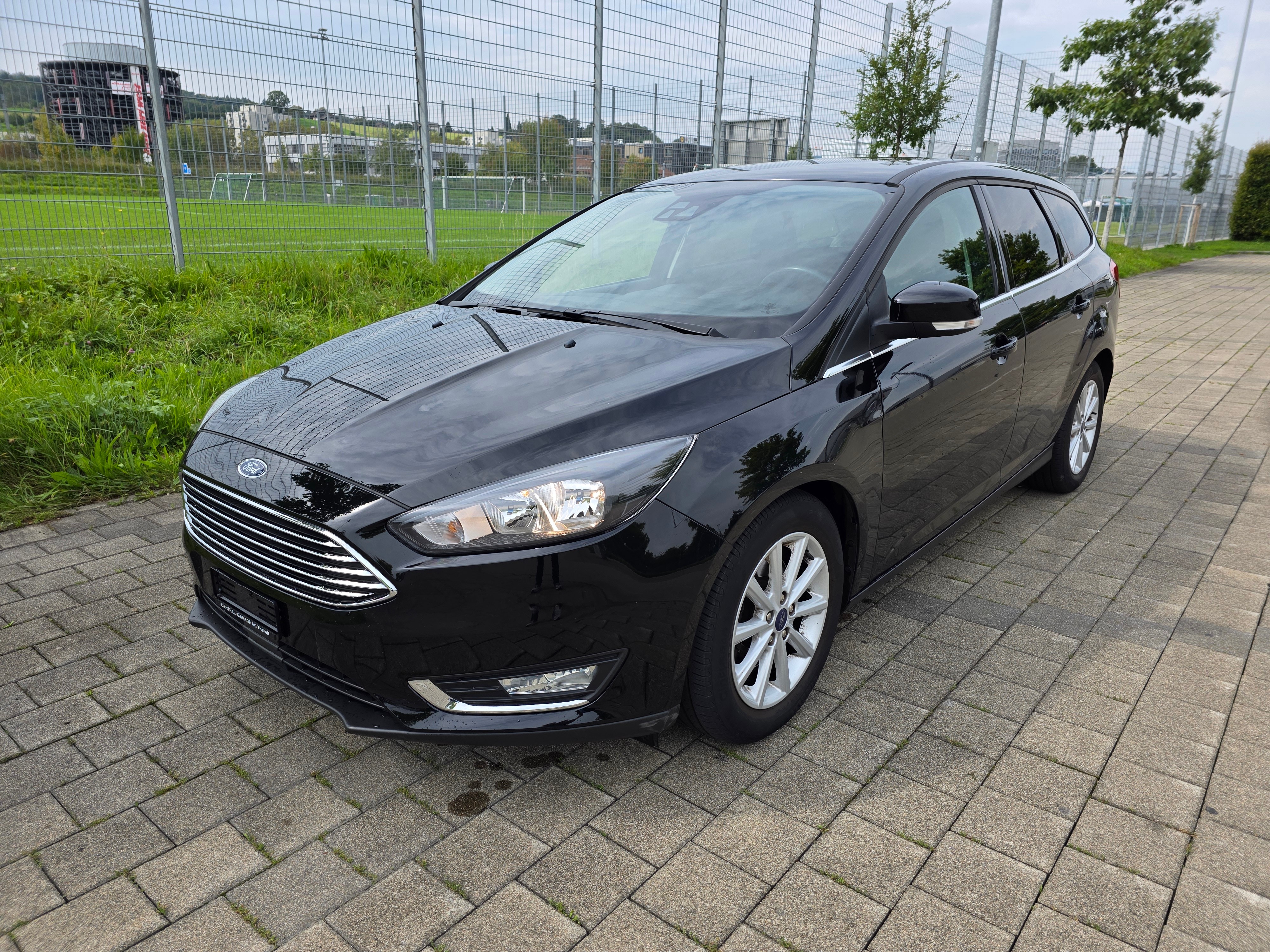 Car photo