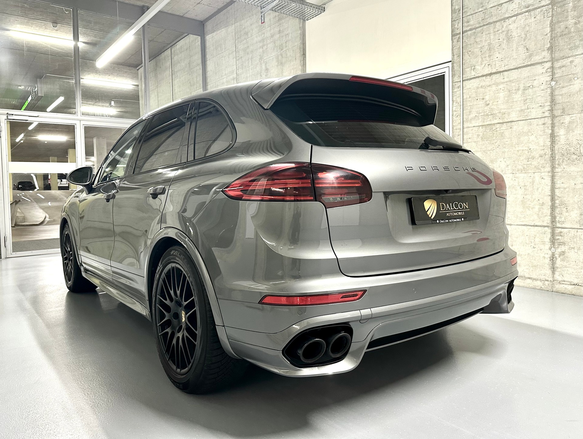 PORSCHE Cayenne GTS-image-7