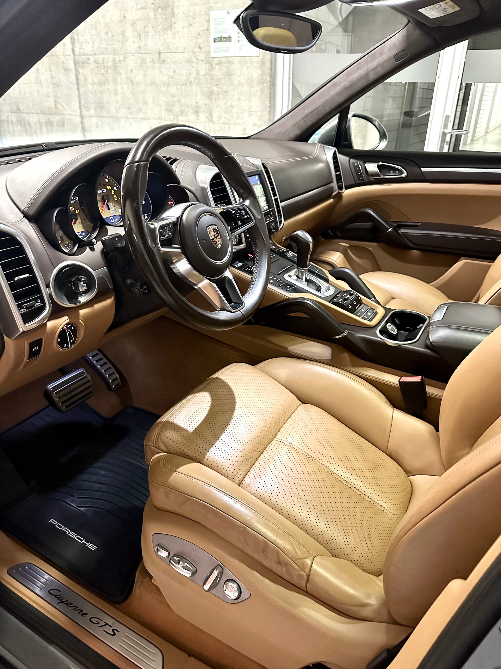 PORSCHE Cayenne GTS-image-10