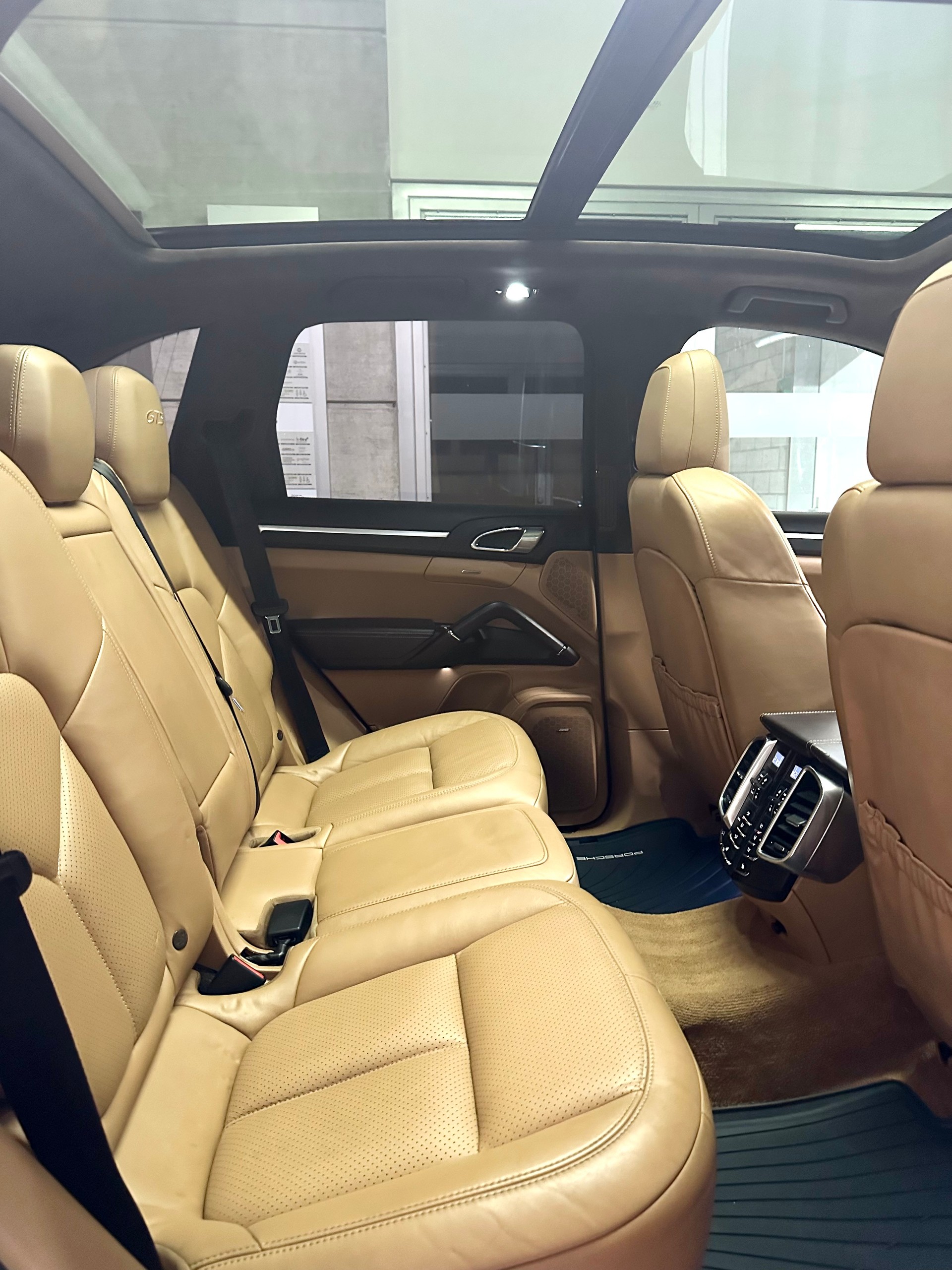 PORSCHE Cayenne GTS-image-14