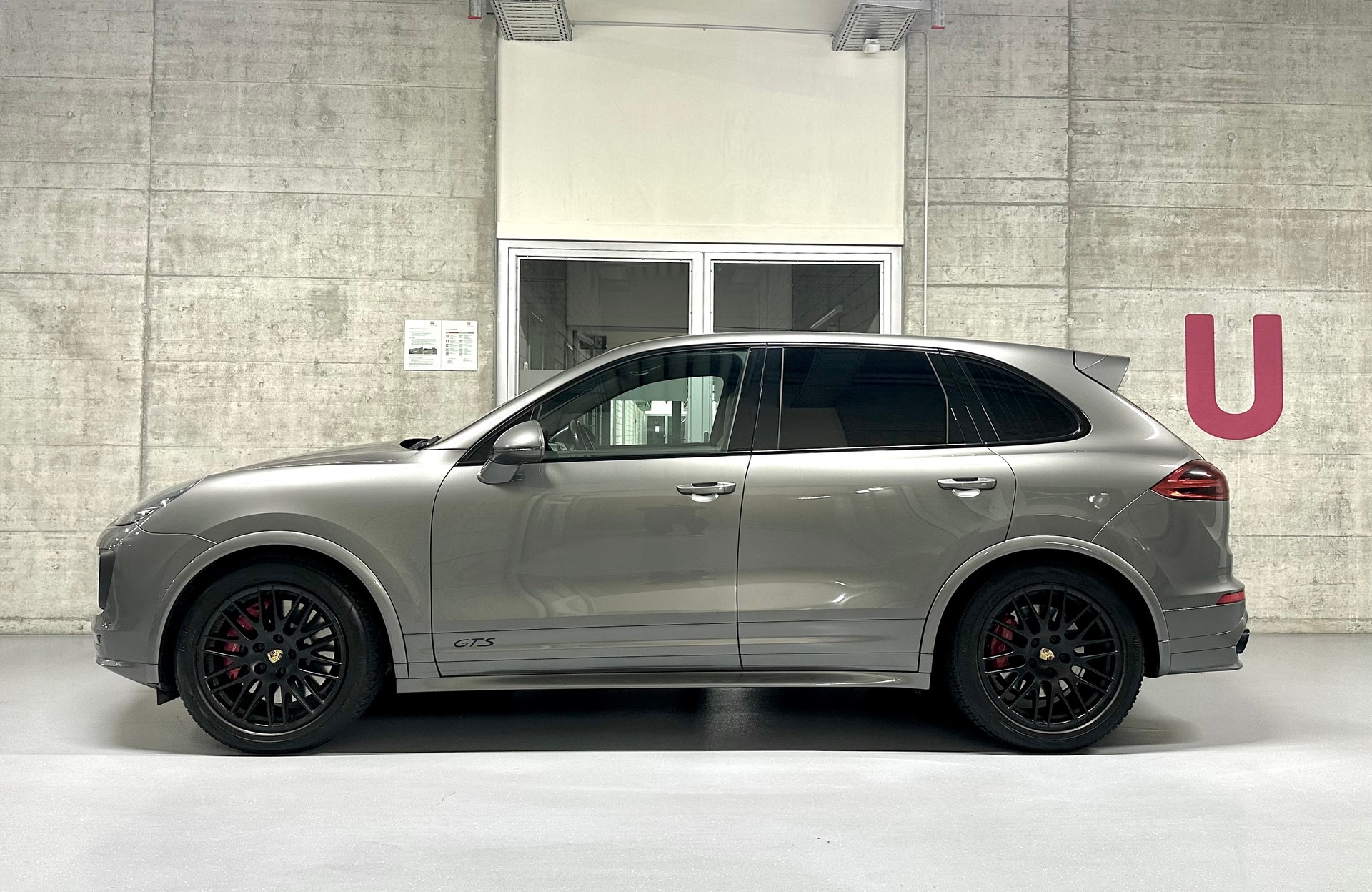 PORSCHE Cayenne GTS-image-8