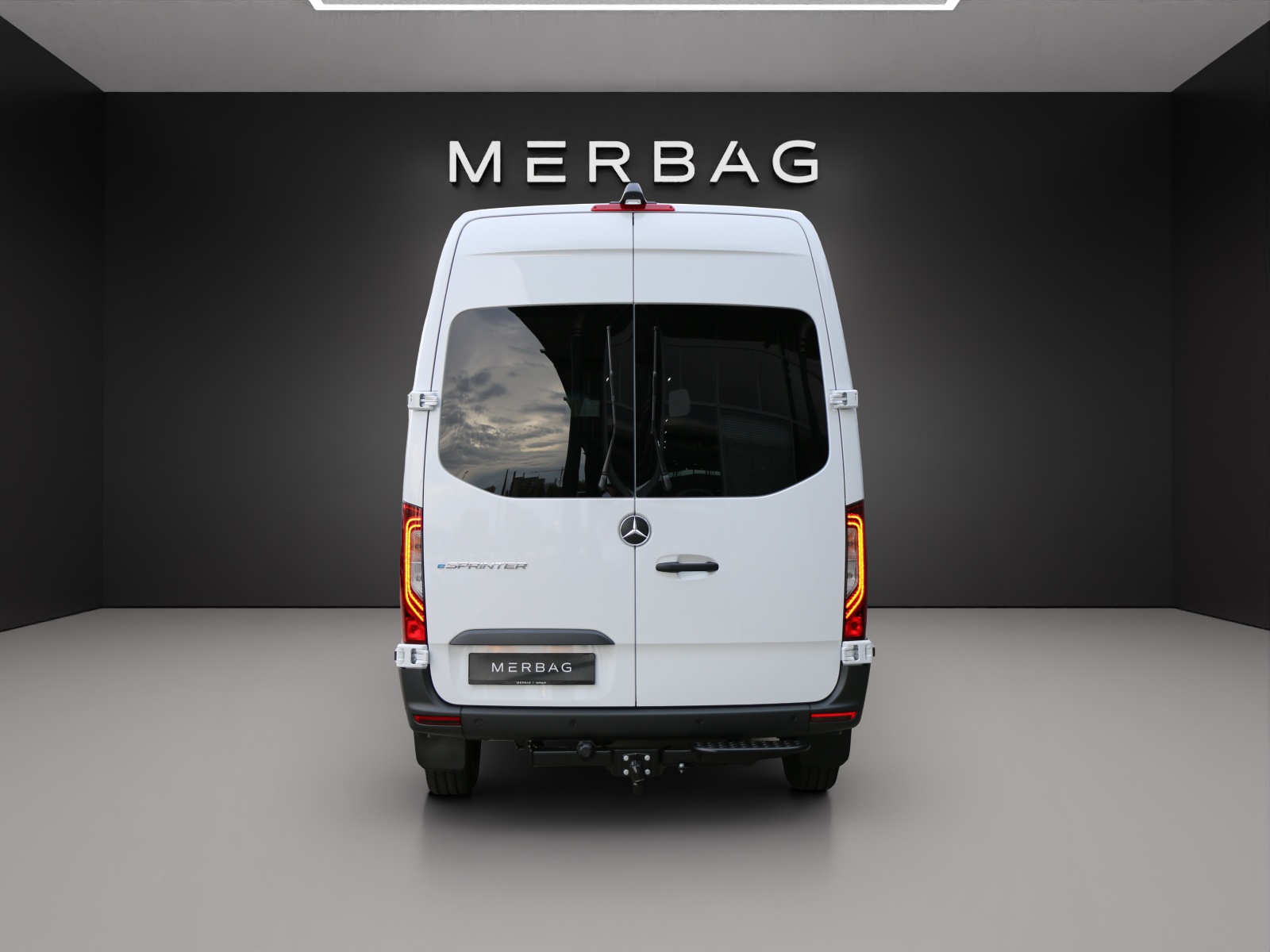 MERCEDES-BENZ eSprinter 320 PRO KA 3665mm S Worker-image-3