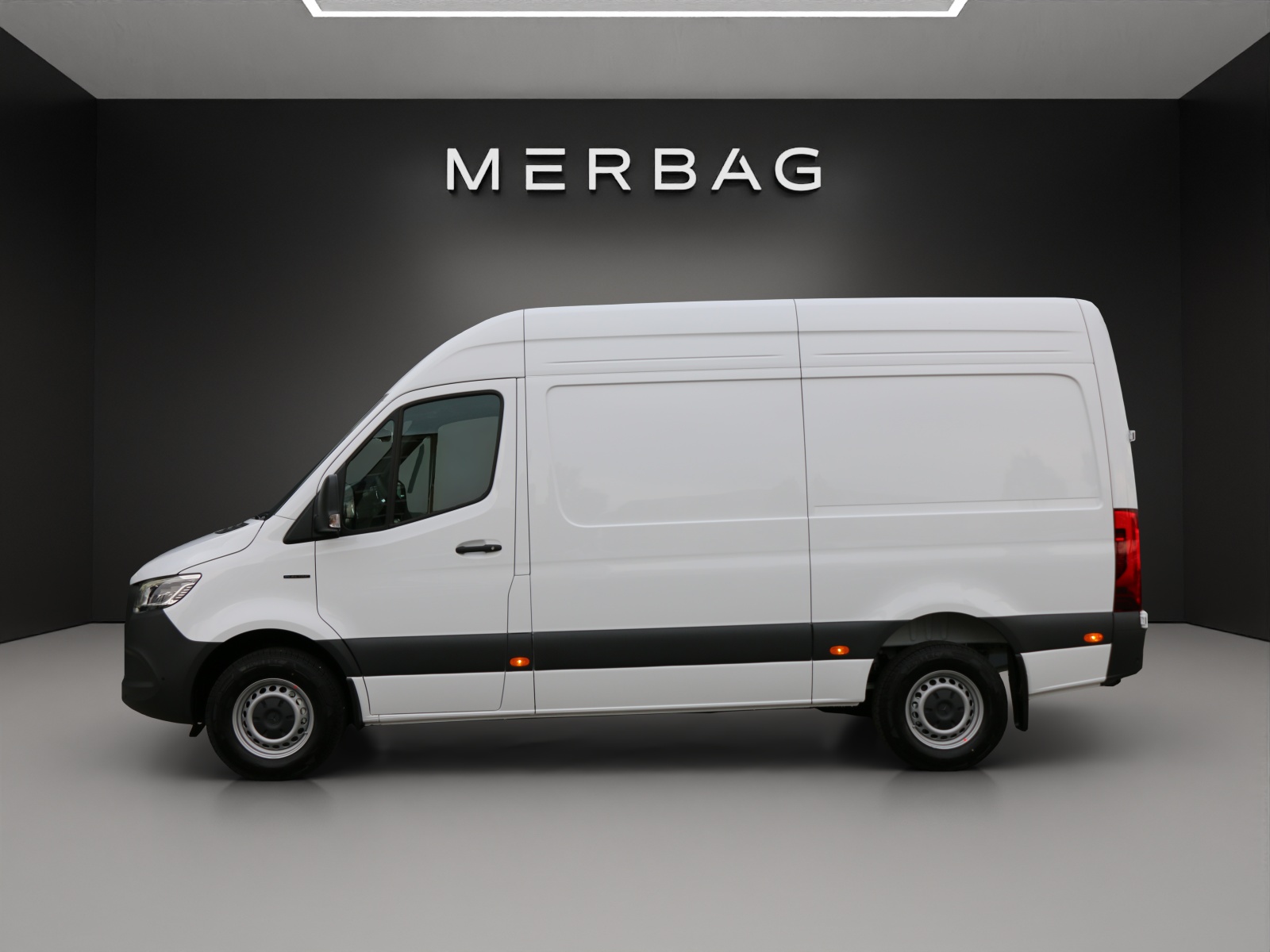 MERCEDES-BENZ eSprinter 320 PRO KA 3665mm S Worker-image-1