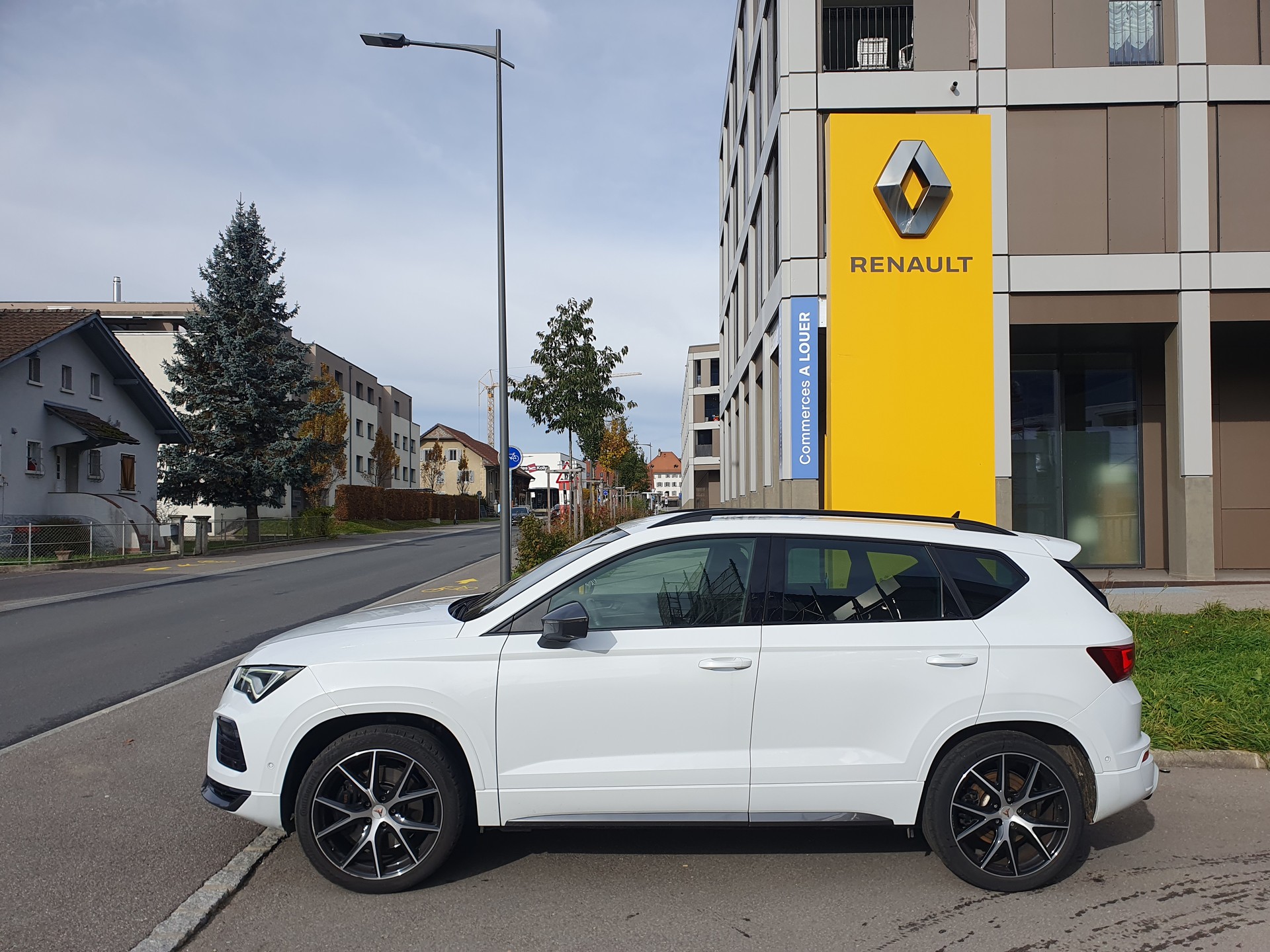 CUPRA Ateca 2.0TSI 4Drive DSG-image-2