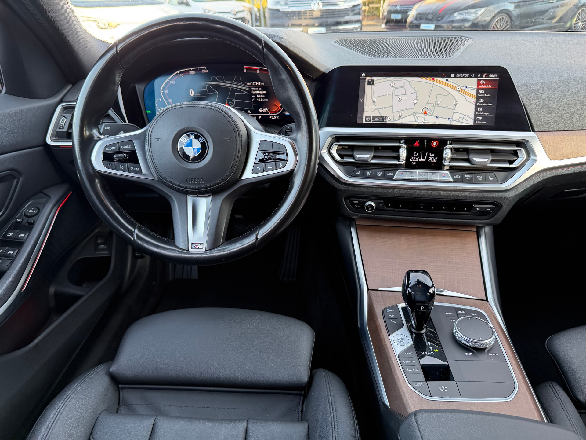 BMW 320d xDrive 48V Touring Sport Line Steptronic-showroom-element-1
