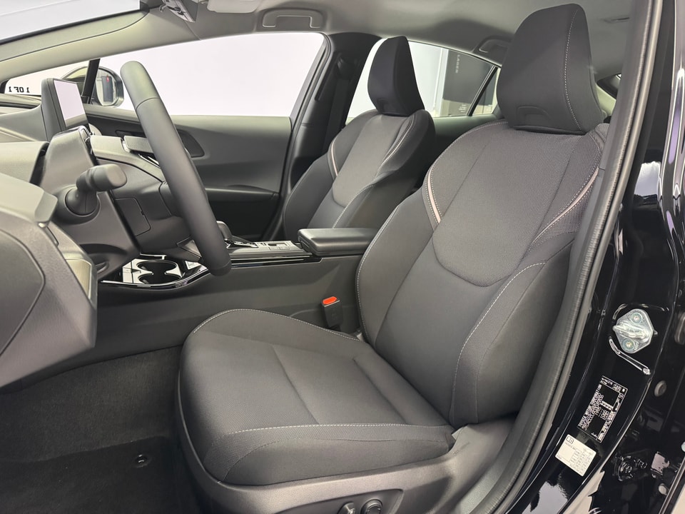 Prius Plug-in Hybrid 2.0 Style Drift Force Edition