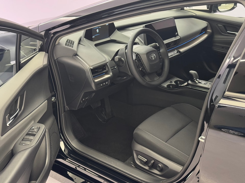 Prius Plug-in Hybrid 2.0 Style Drift Force Edition