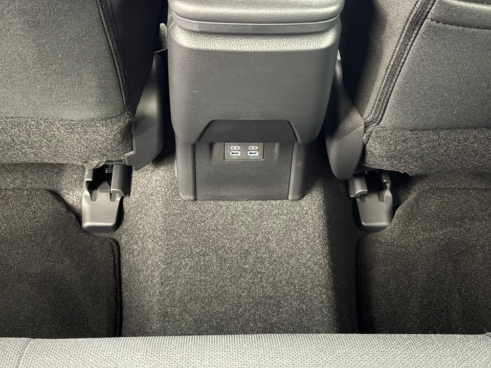 Prius Plug-in Hybrid 2.0 Style Drift Force Edition