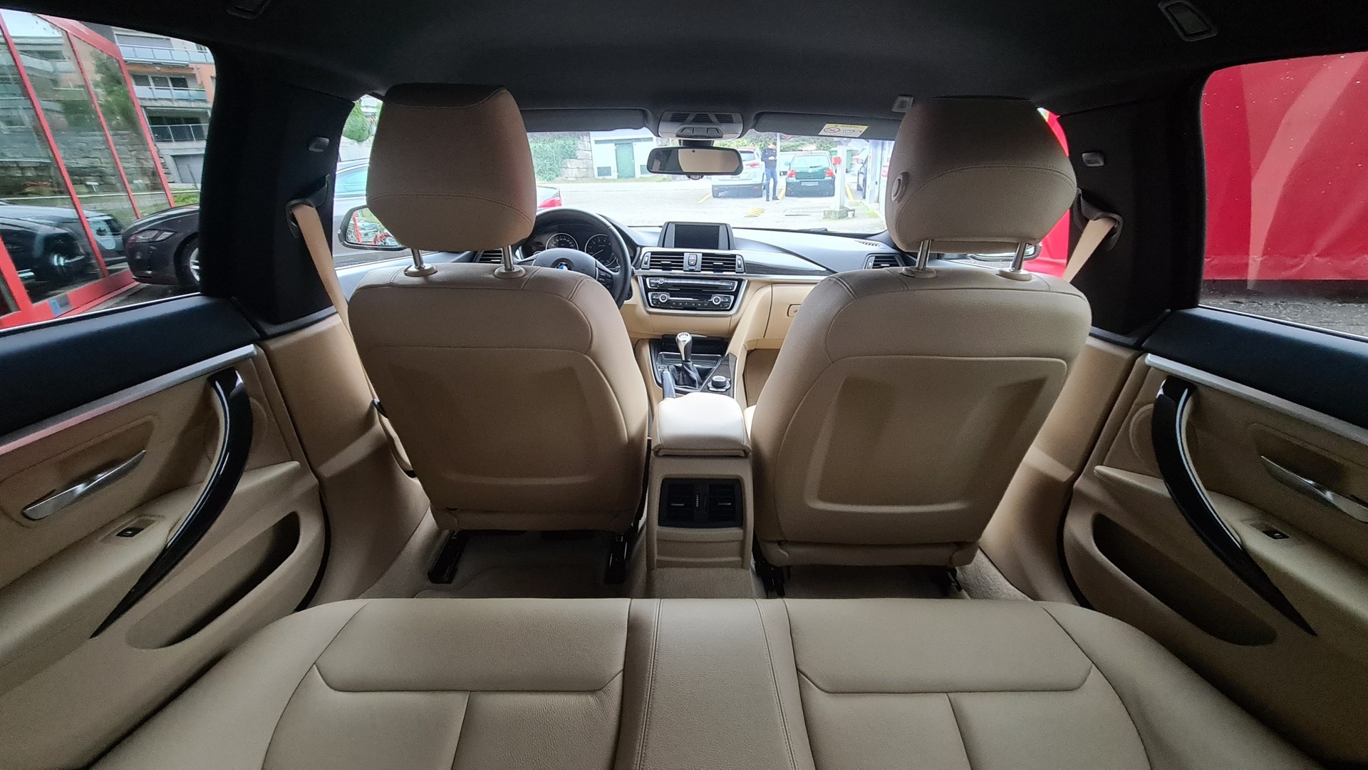 BMW 420i Gran Coupé xDrive Luxury Line-image-10