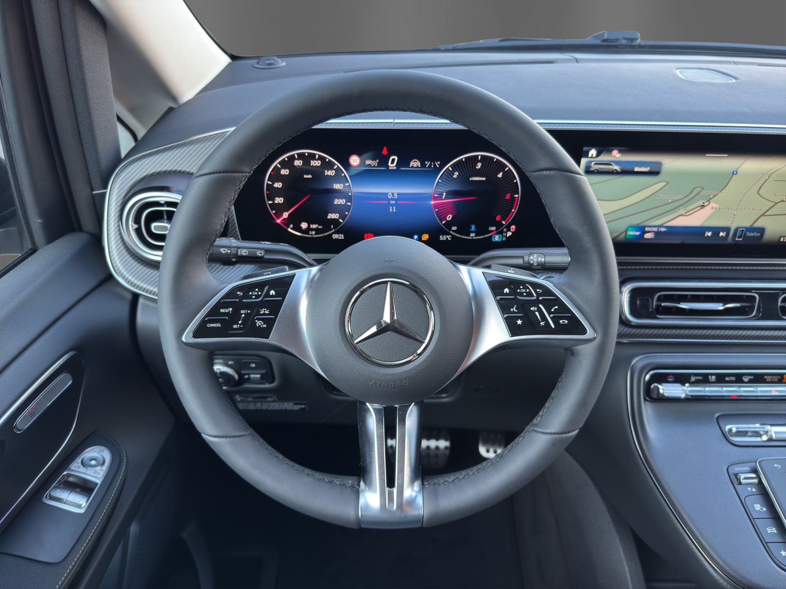 MERCEDES-BENZ Marco Polo 300 d 4M Automat-image-8