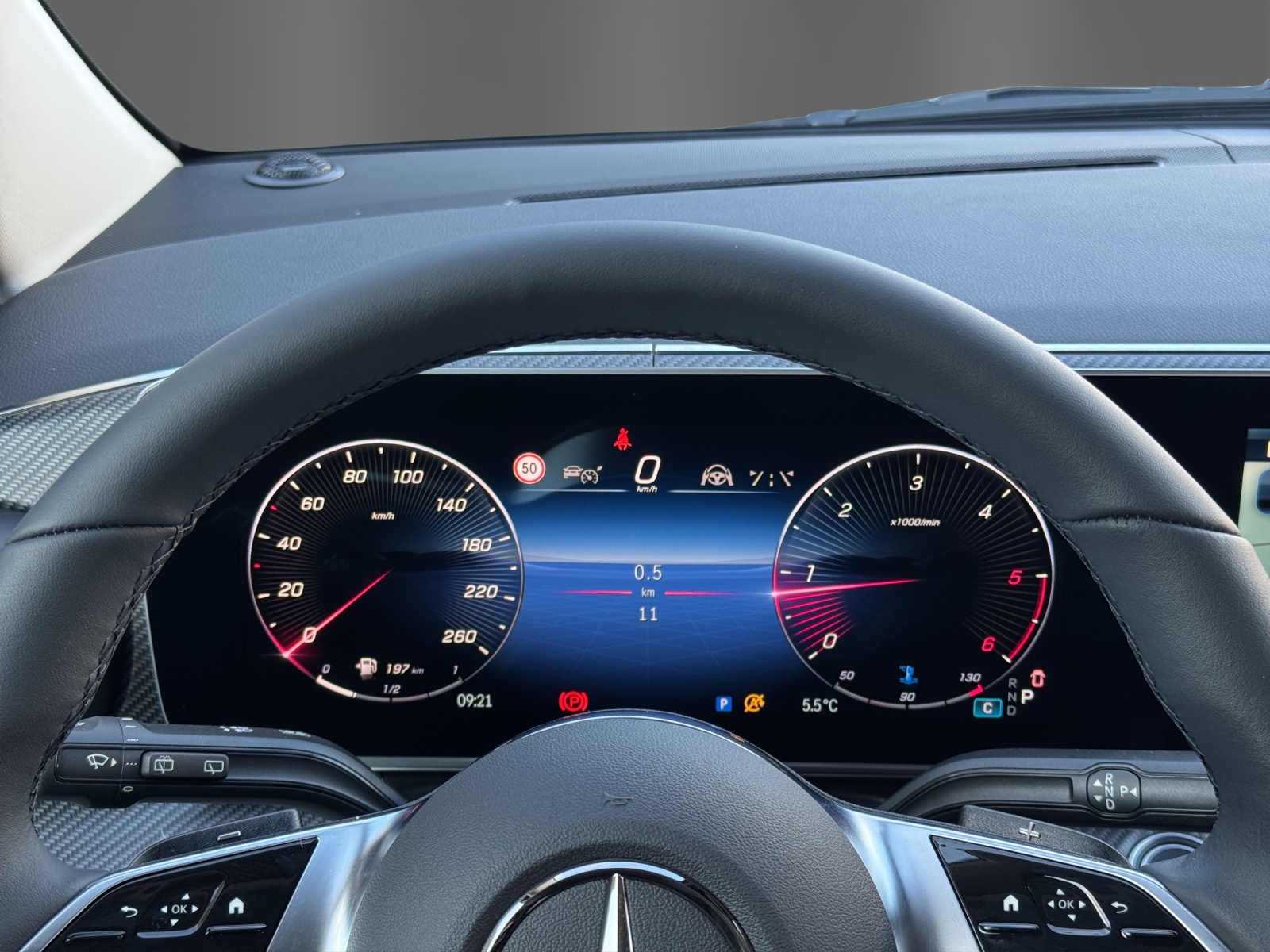 MERCEDES-BENZ Marco Polo 300 d 4M Automat-image-9