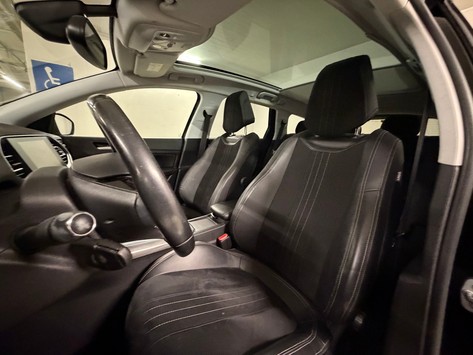 PEUGEOT 308 SW 1.2 THP Féline Automatic-image-8