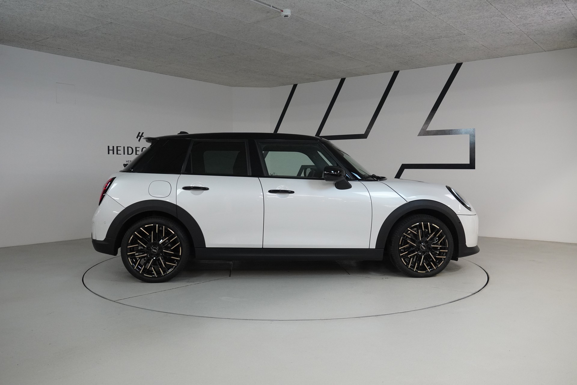 MINI Cooper S DKG-image-7
