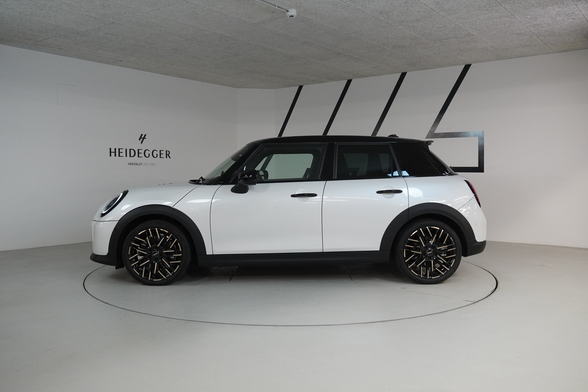 MINI Cooper S DKG-image-3