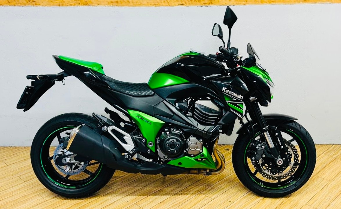 KAWASAKI Z 800 ABS-showroom-element-1