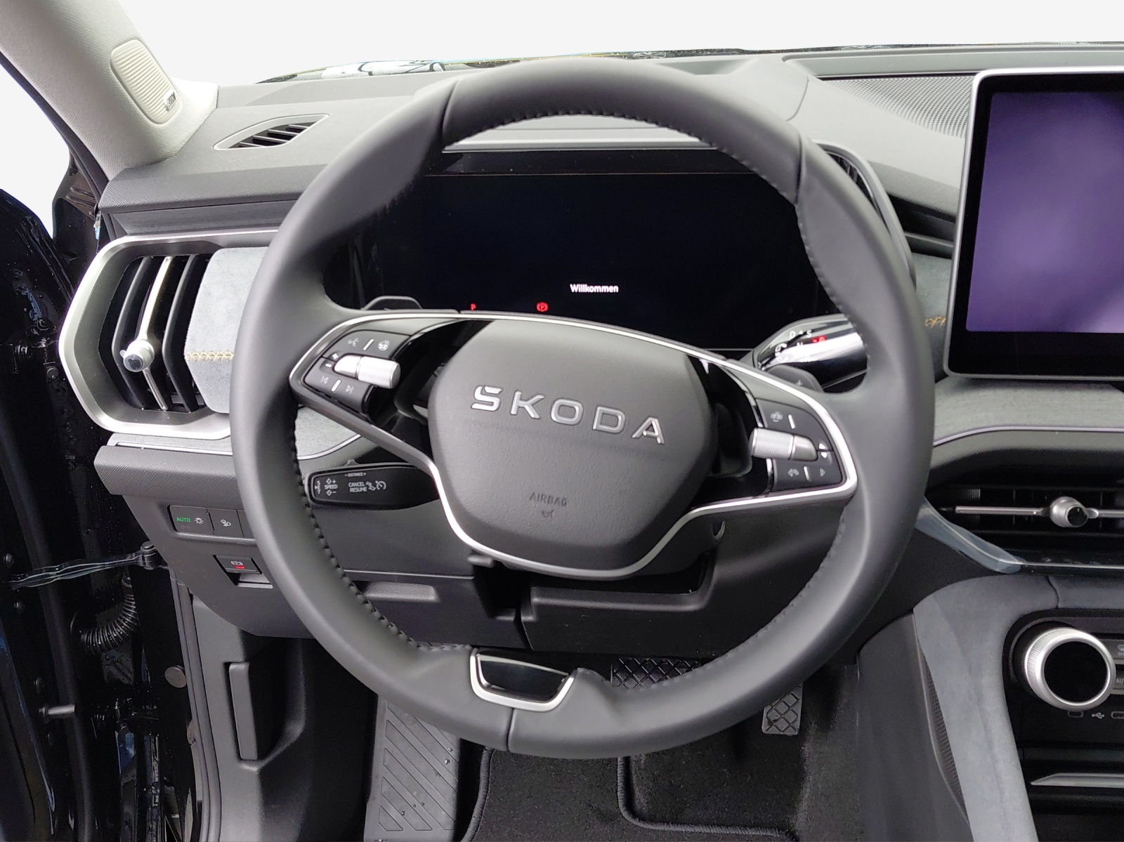 SKODA Kodiaq 1.5 TSI PHEV Selection-image-9
