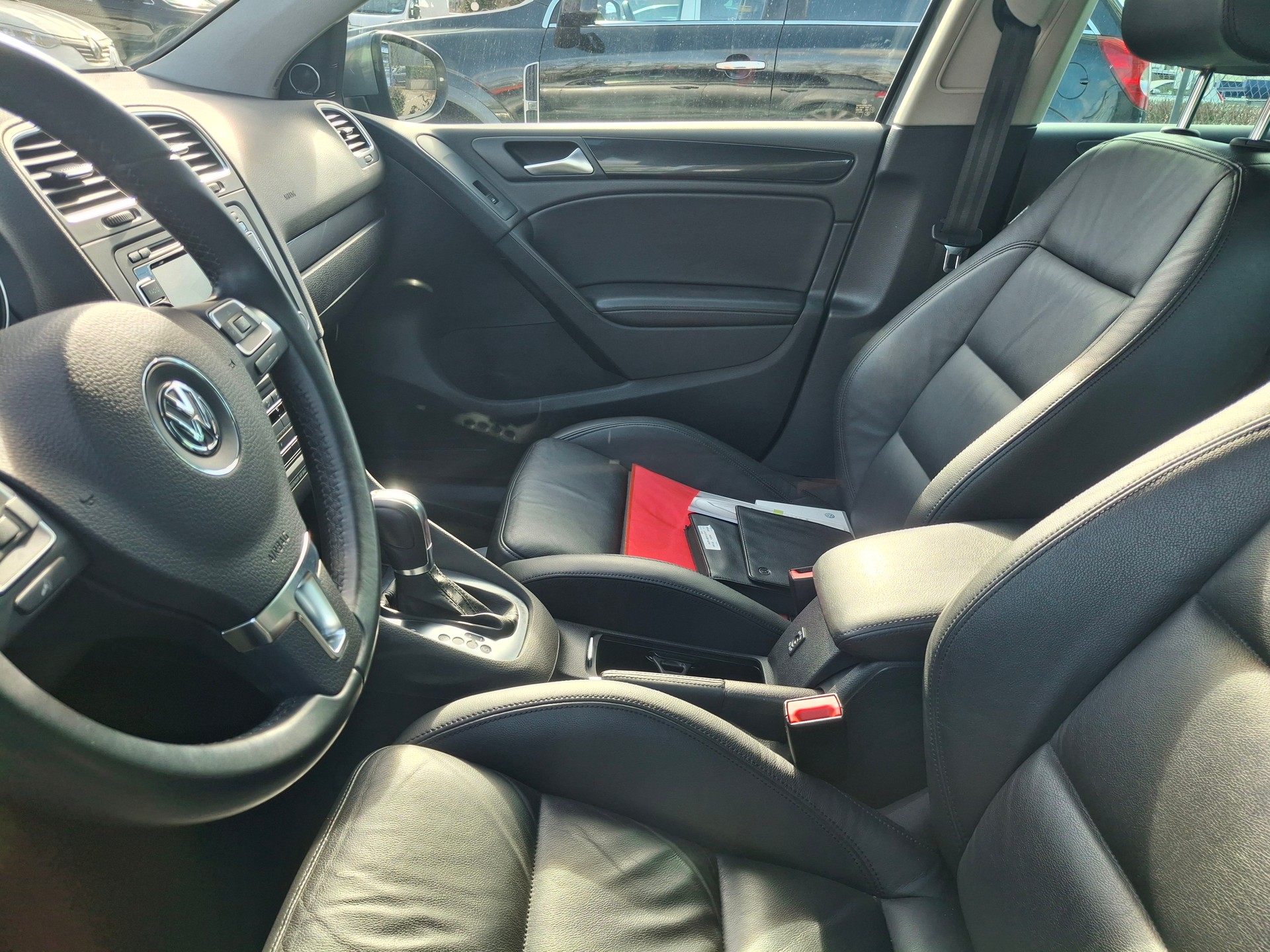 VW Golf 1.4 TSI Highline DSG-image-19