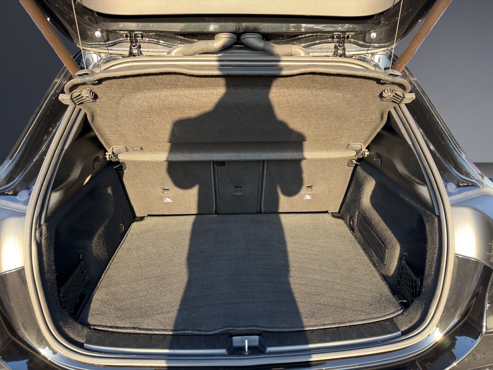 Image MERCEDES-BENZ GLA-220 GLA 220d 4Matic Progressive 8G-DCT
