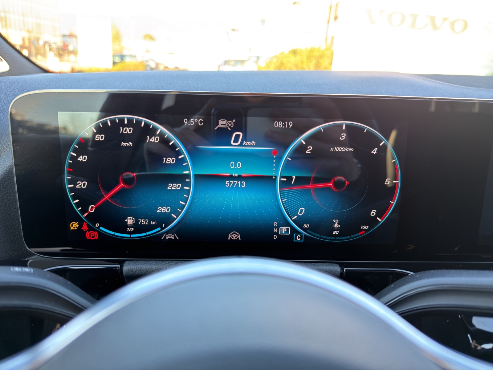 Image MERCEDES-BENZ GLA-220 GLA 220d 4Matic Progressive 8G-DCT