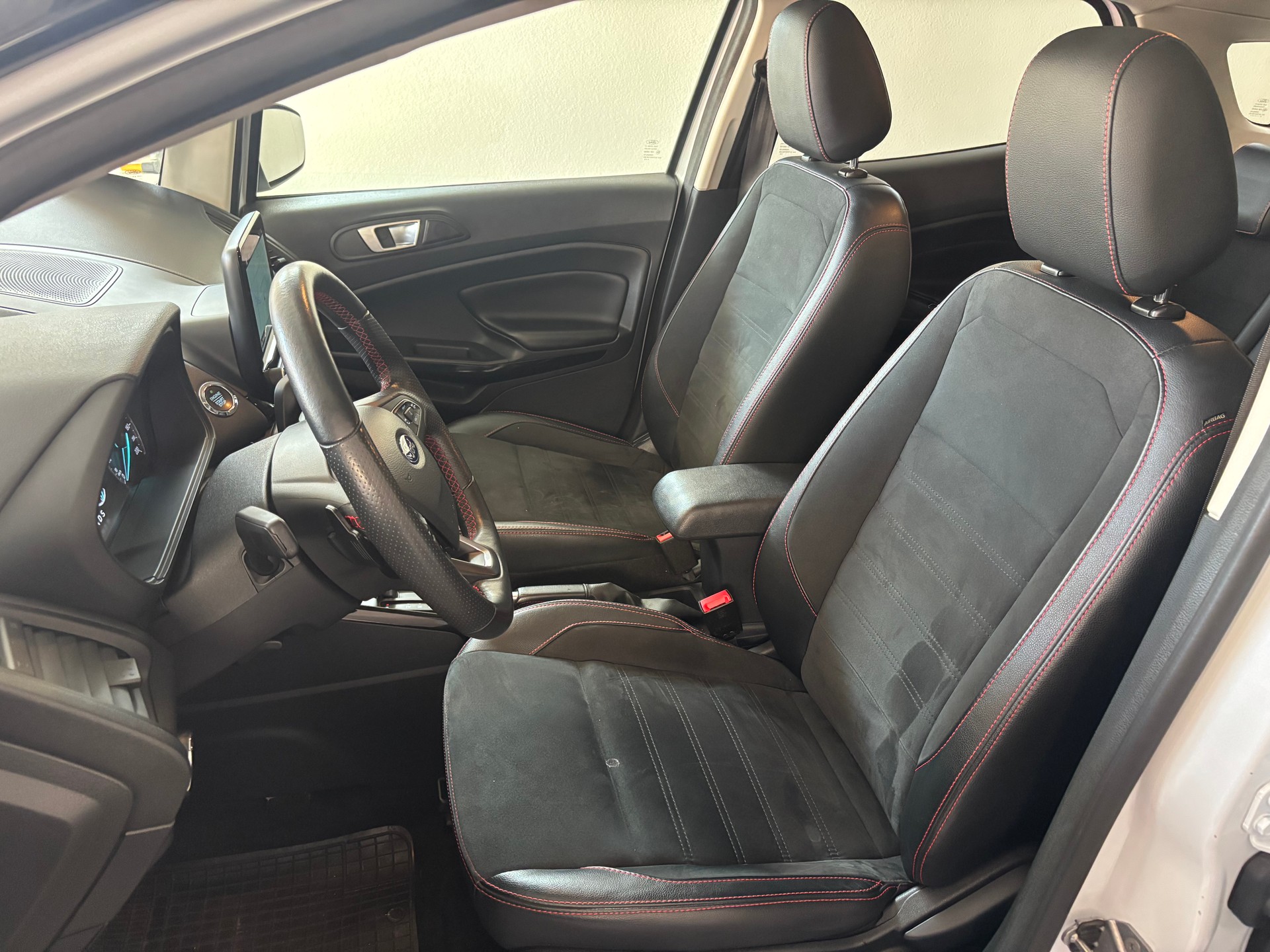 FORD EcoSport 1.0 SCTi ST-Line Automat-image-11