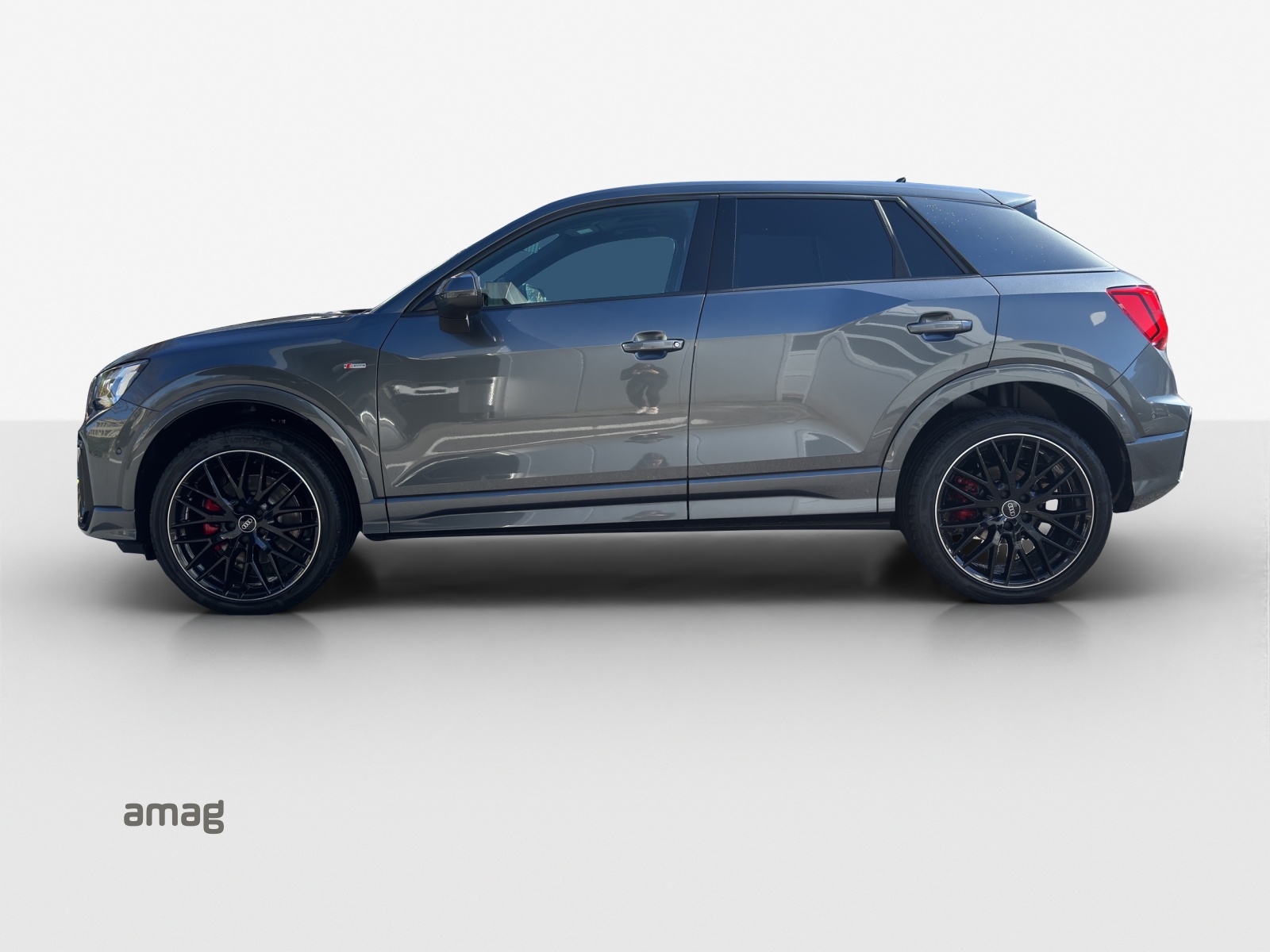 AUDI Q2 40 TFSI S line Attraction quattro S-tronic-image-1