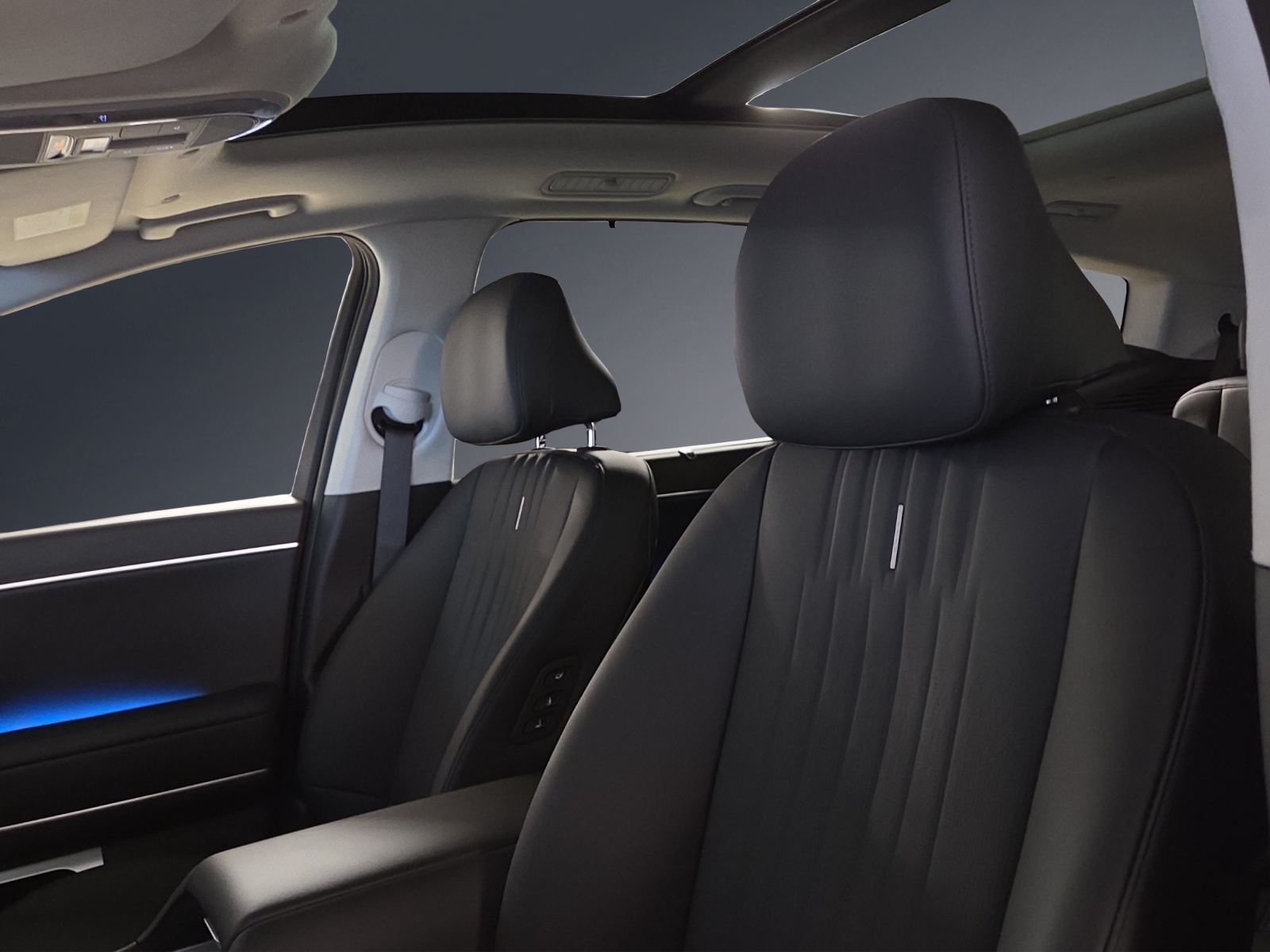 HYUNDAI Ioniq 9 110kWh Vertex Caligraphy 4WD-image-8