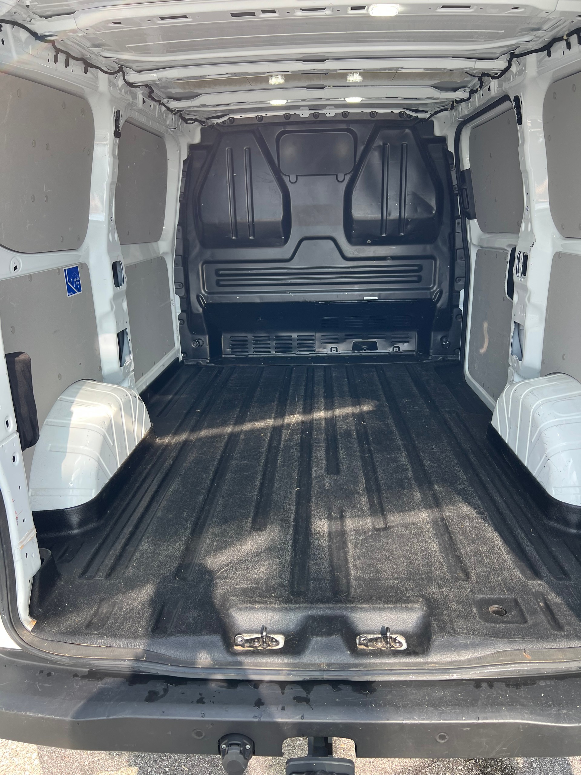 FORD Transit Custom Van 300 L1H1 Trend-image-8