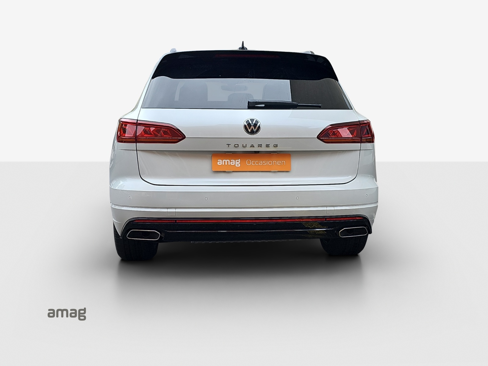 VW Touareg 3.0 TSI R-Line Tiptronic-image-3