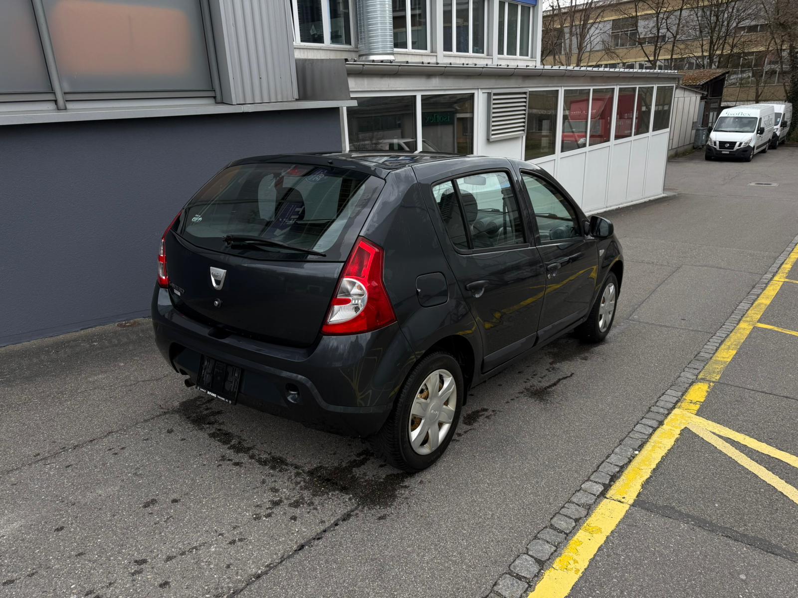DACIA Sandero 1.2 Ambiance-image-4