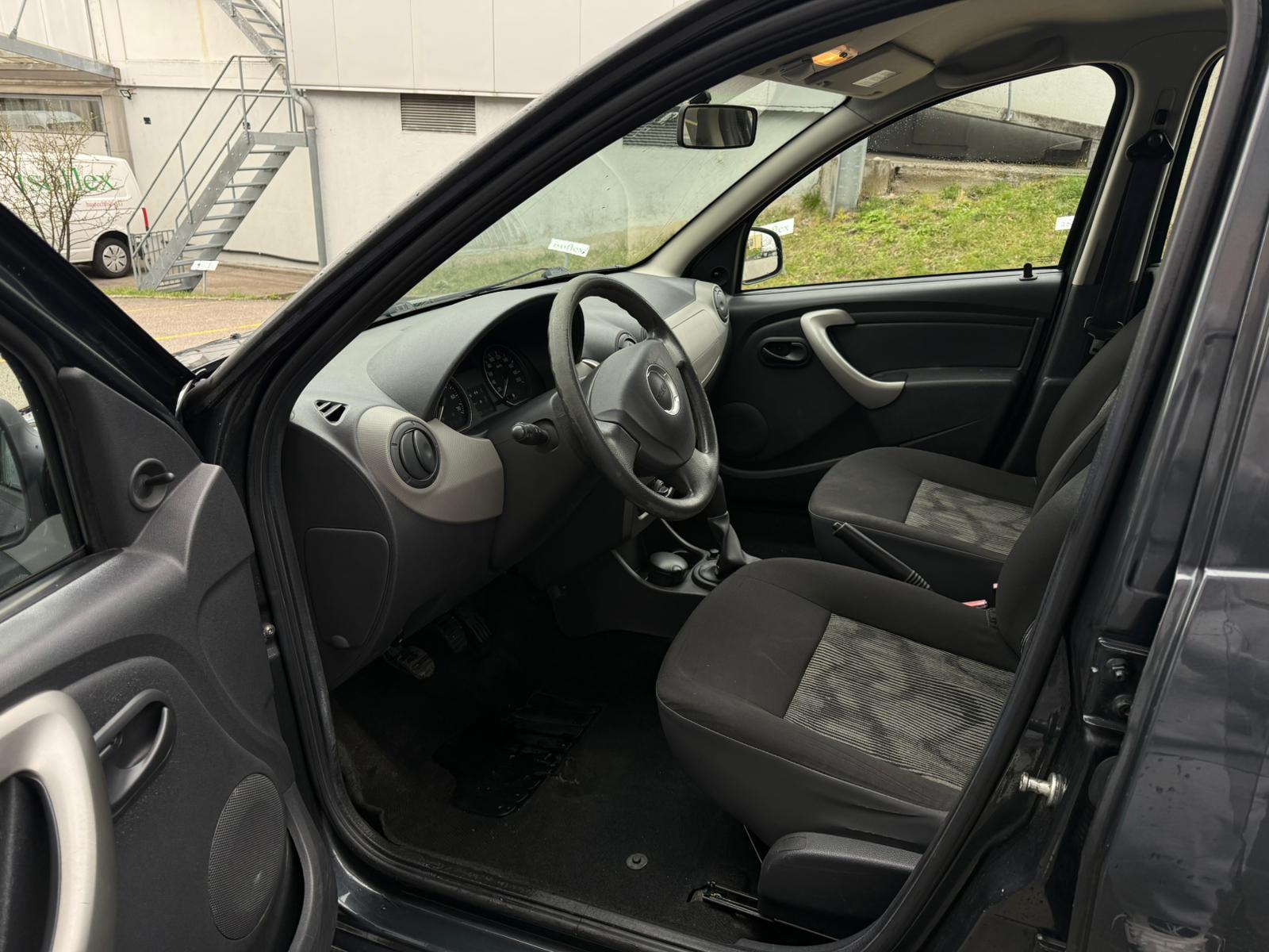 DACIA Sandero 1.2 Ambiance-image-7