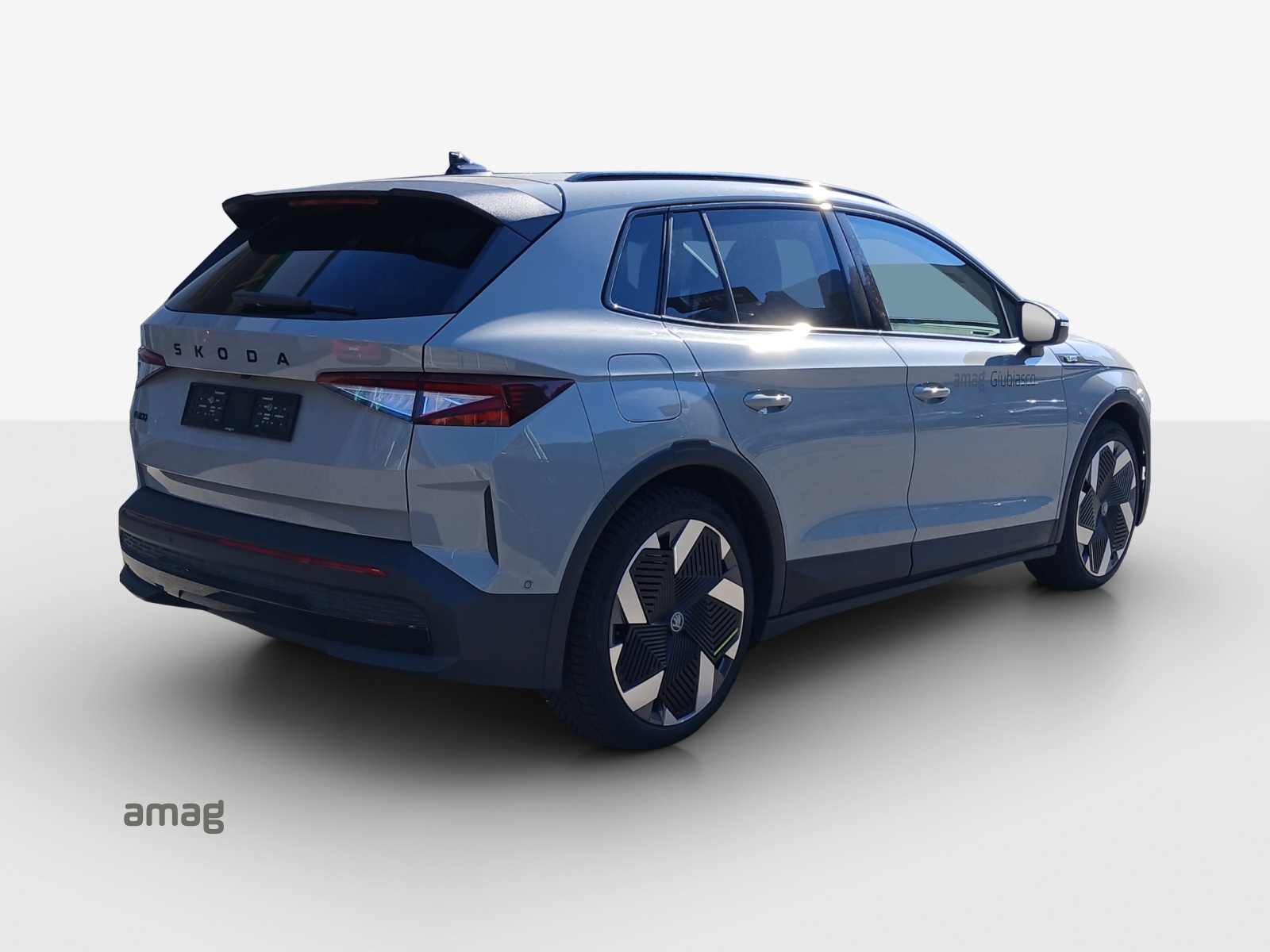 SKODA Elroq RS 4x4-image-4