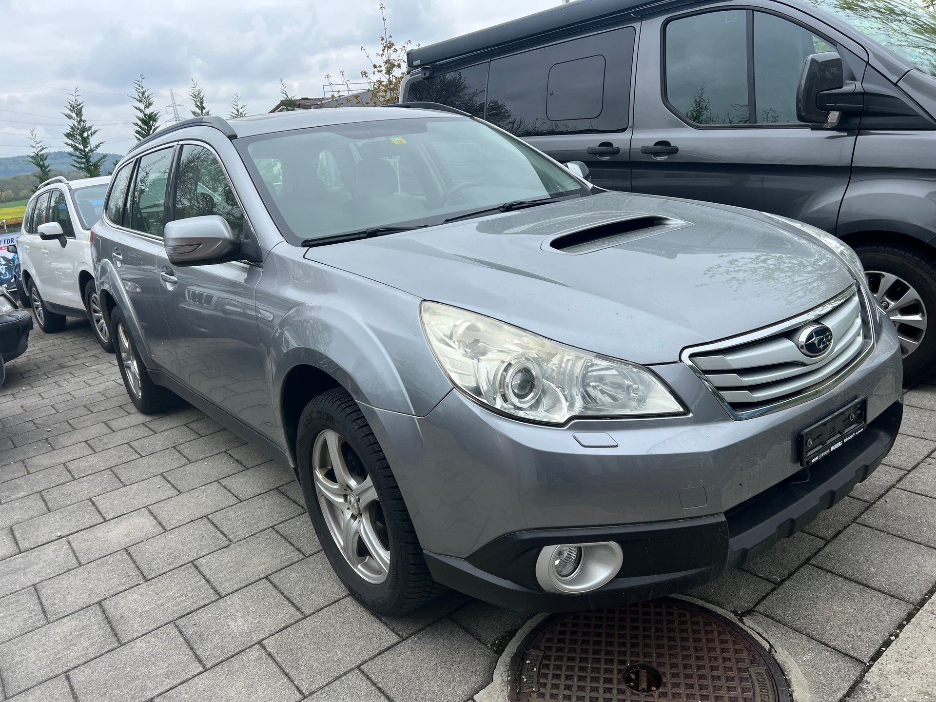 SUBARU Outback 2.0D Limited AWD-image-4