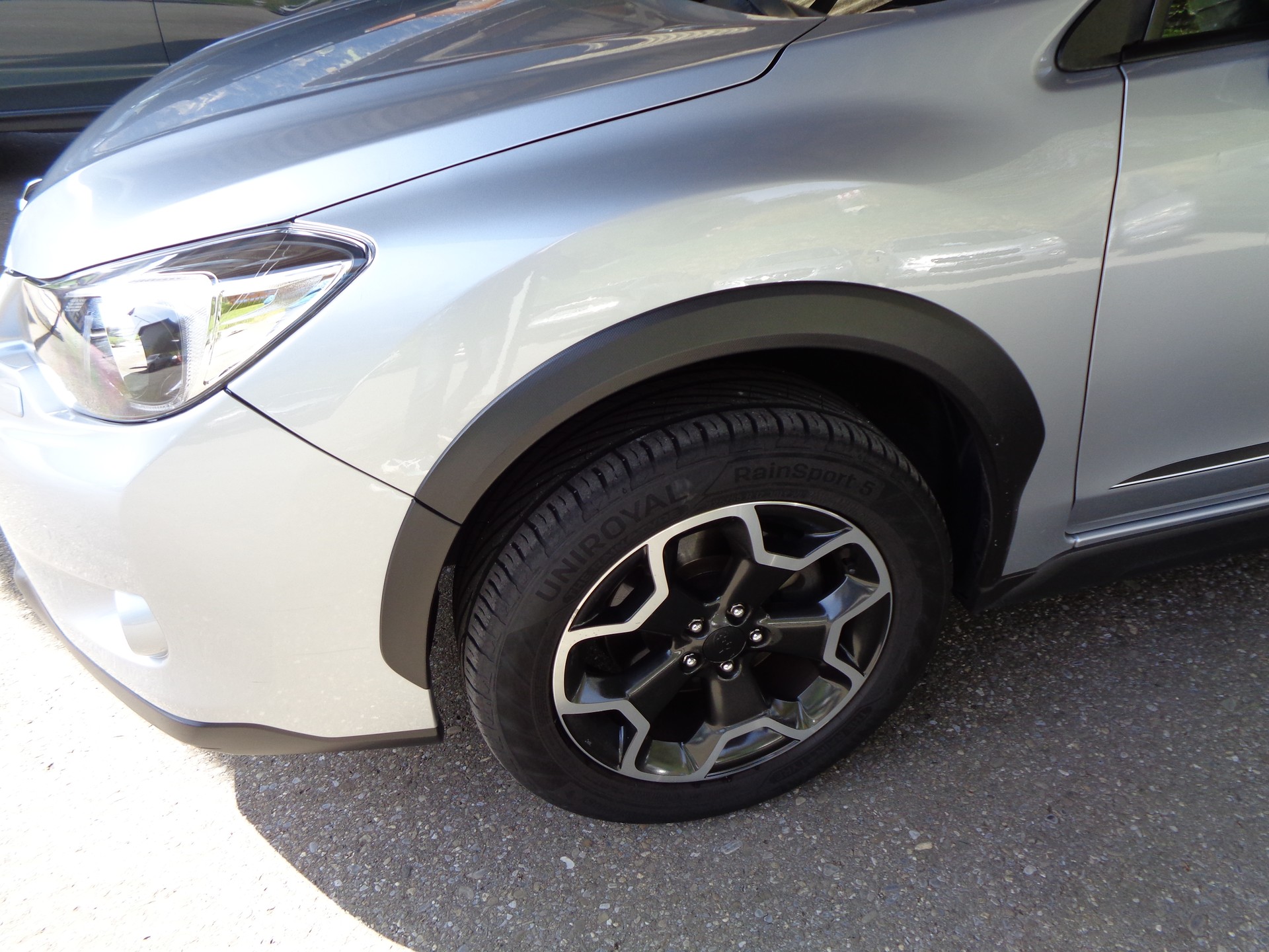SUBARU XV 2.0 Swiss Three AWD CVT-image-2