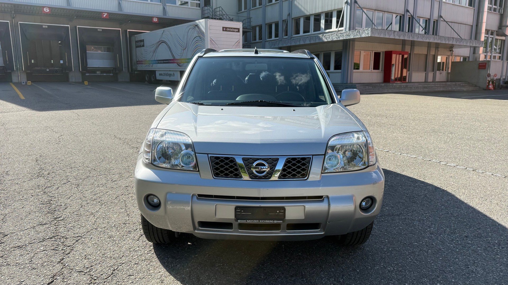 NISSAN X-TRAIL-image-1