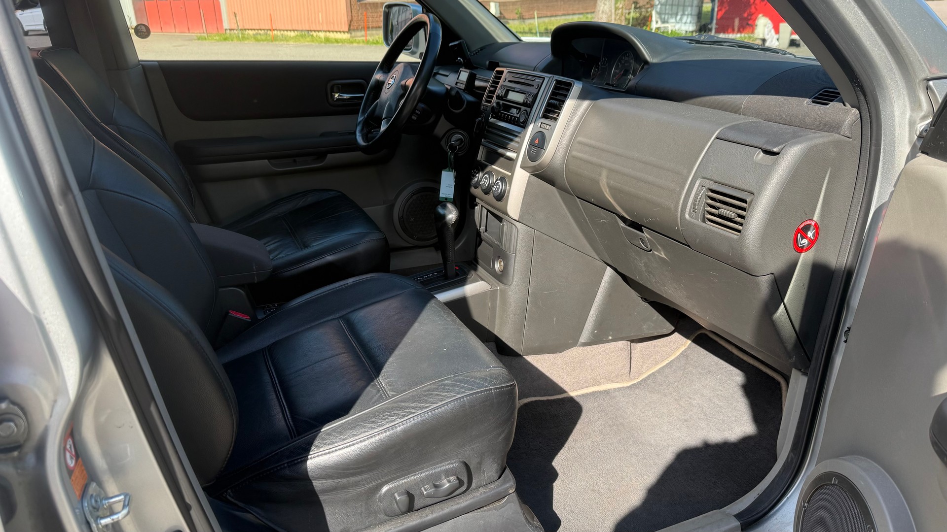 NISSAN X-TRAIL-image-9