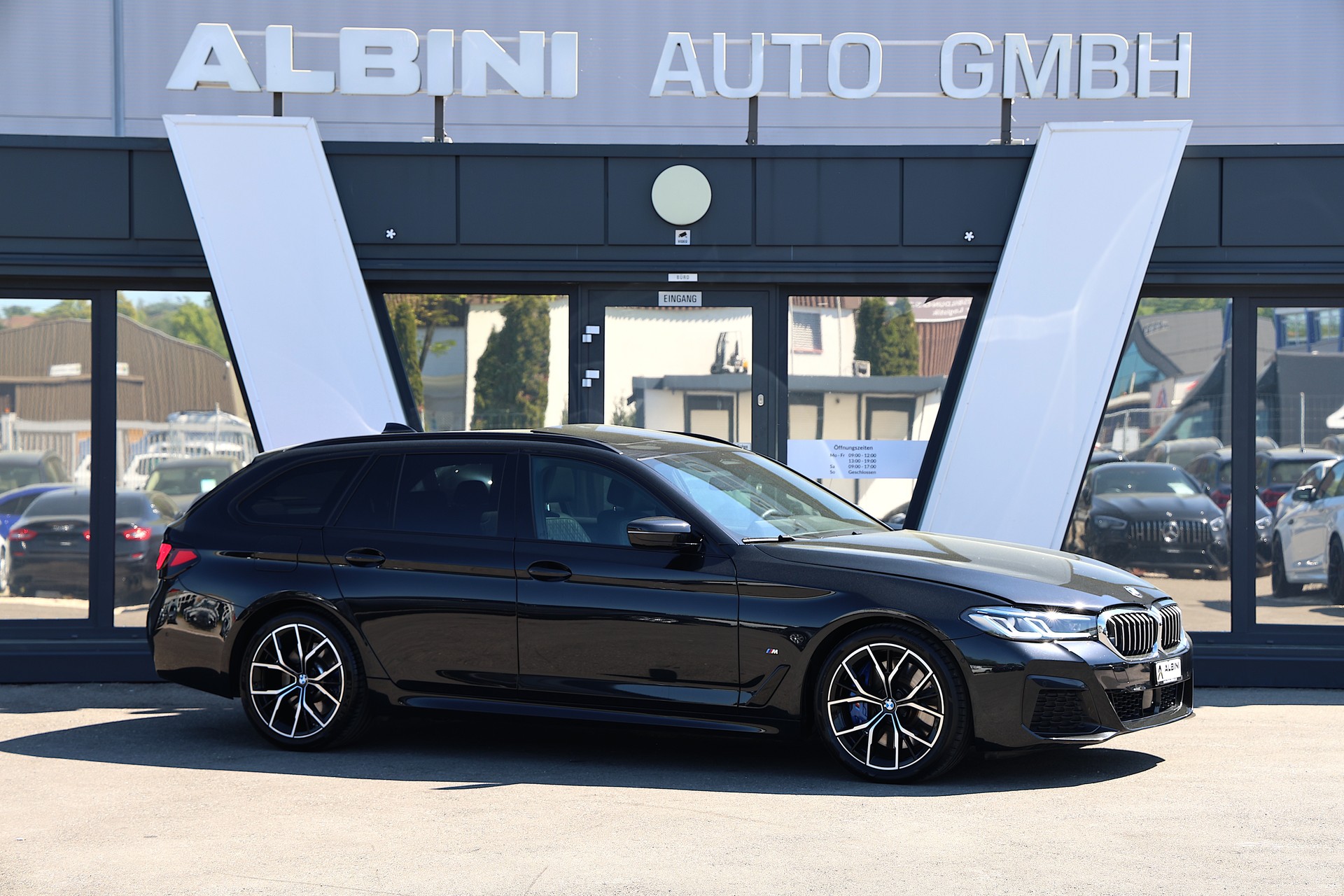 BMW 540d xDrive 48V Touring M Sport Steptronic-image-1