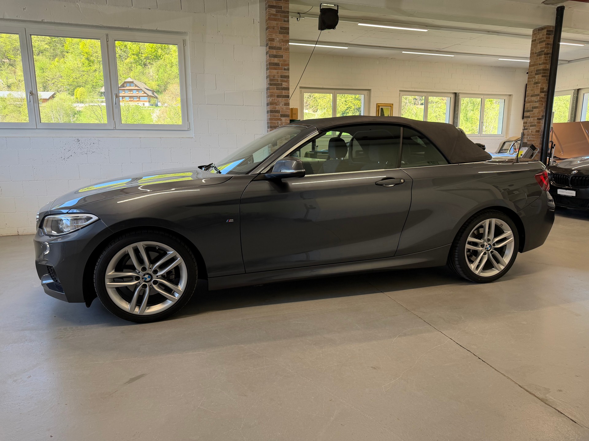 BMW 225d M Sport Steptronic-image-2