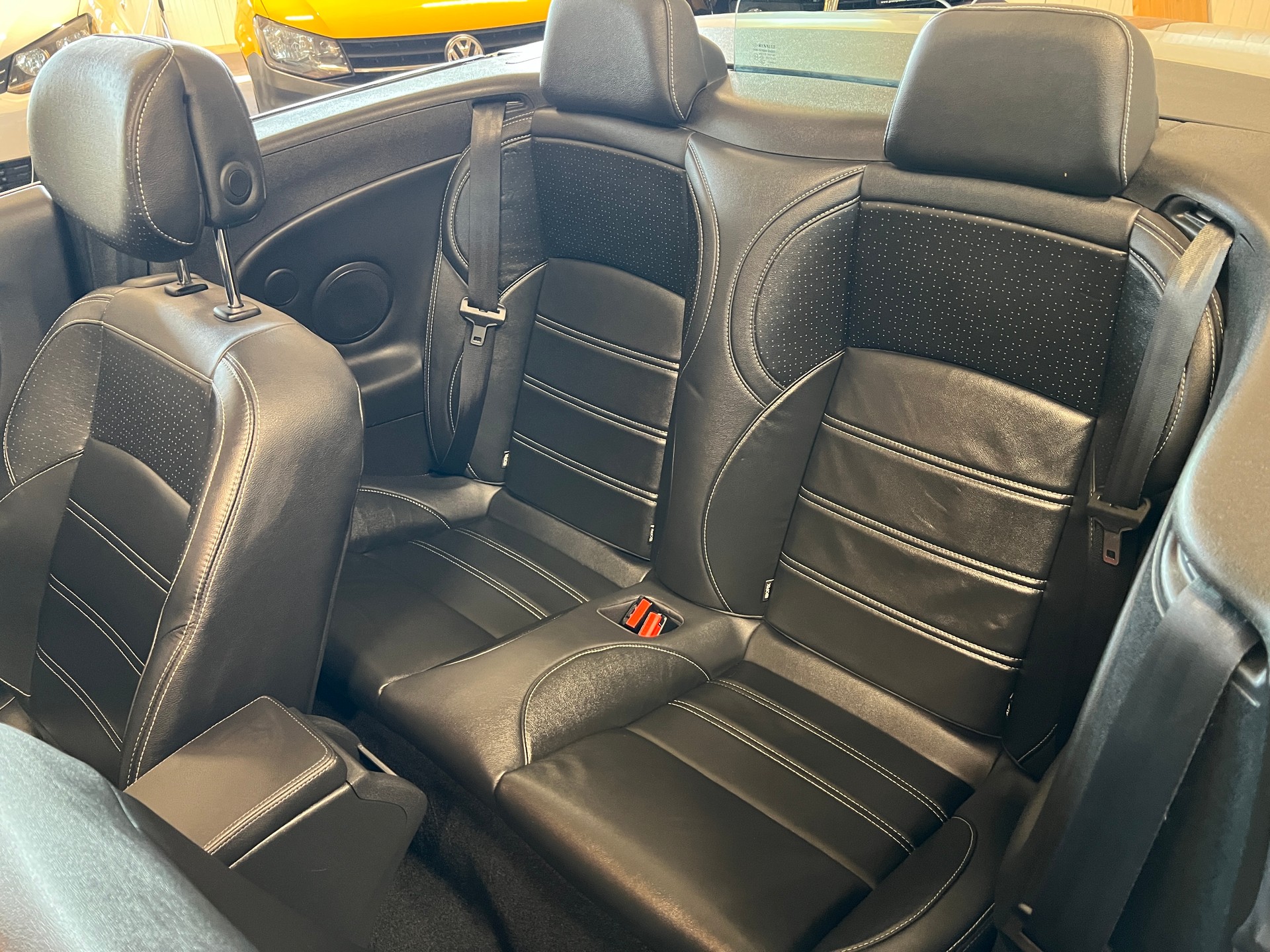RENAULT Mégane CC 2.0 16V Dynamique CVT-image-14