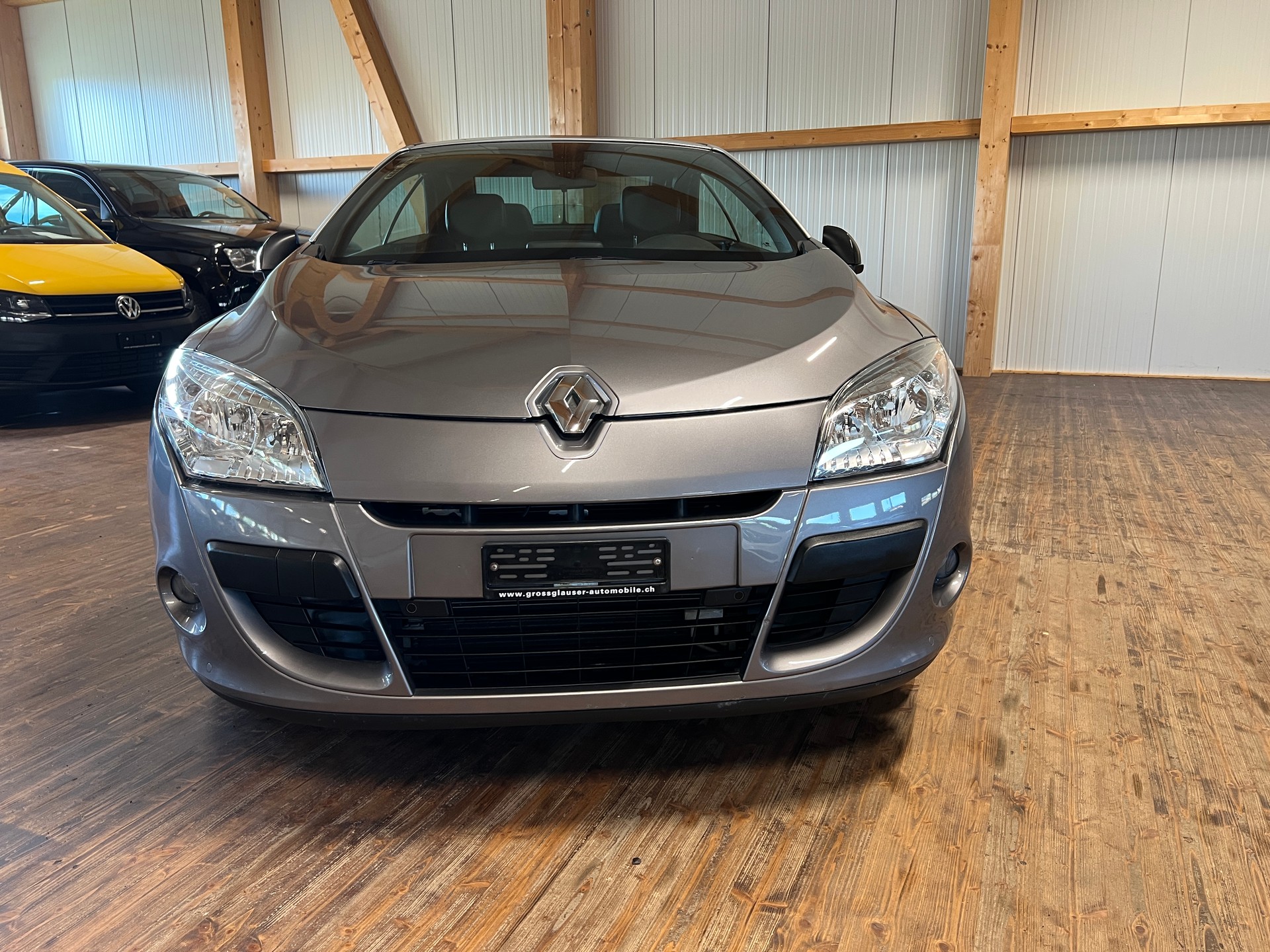 RENAULT Mégane CC 2.0 16V Dynamique CVT-image-1