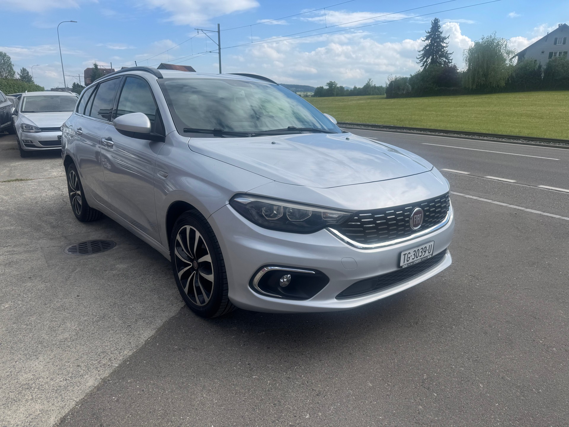 FIAT Tipo 1.6MJ Station Wagon Pop Star DCT-image-1