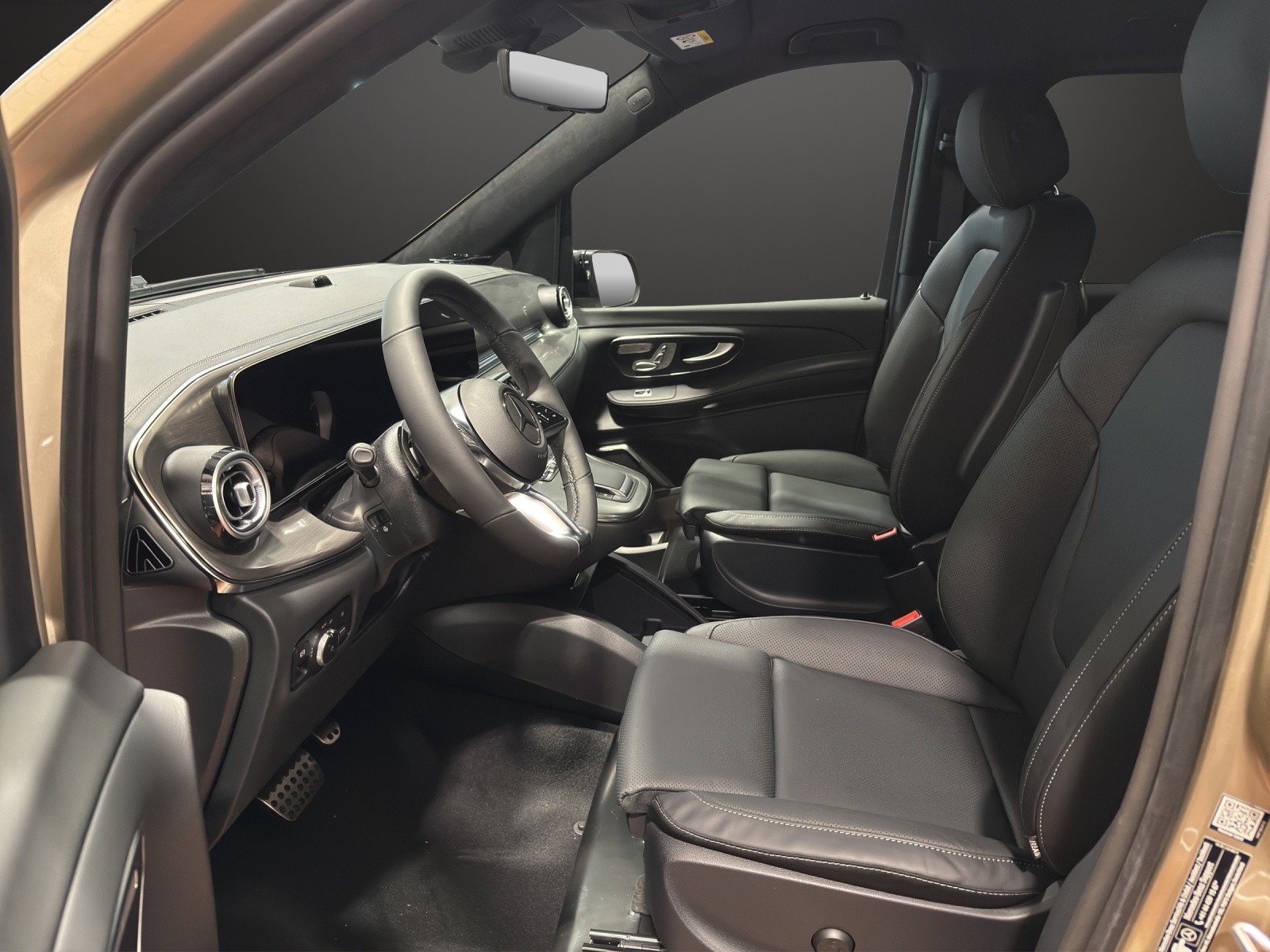MERCEDES-BENZ V 300 d lang 4Matic Swiss Edition 9G-Tronic-image-6