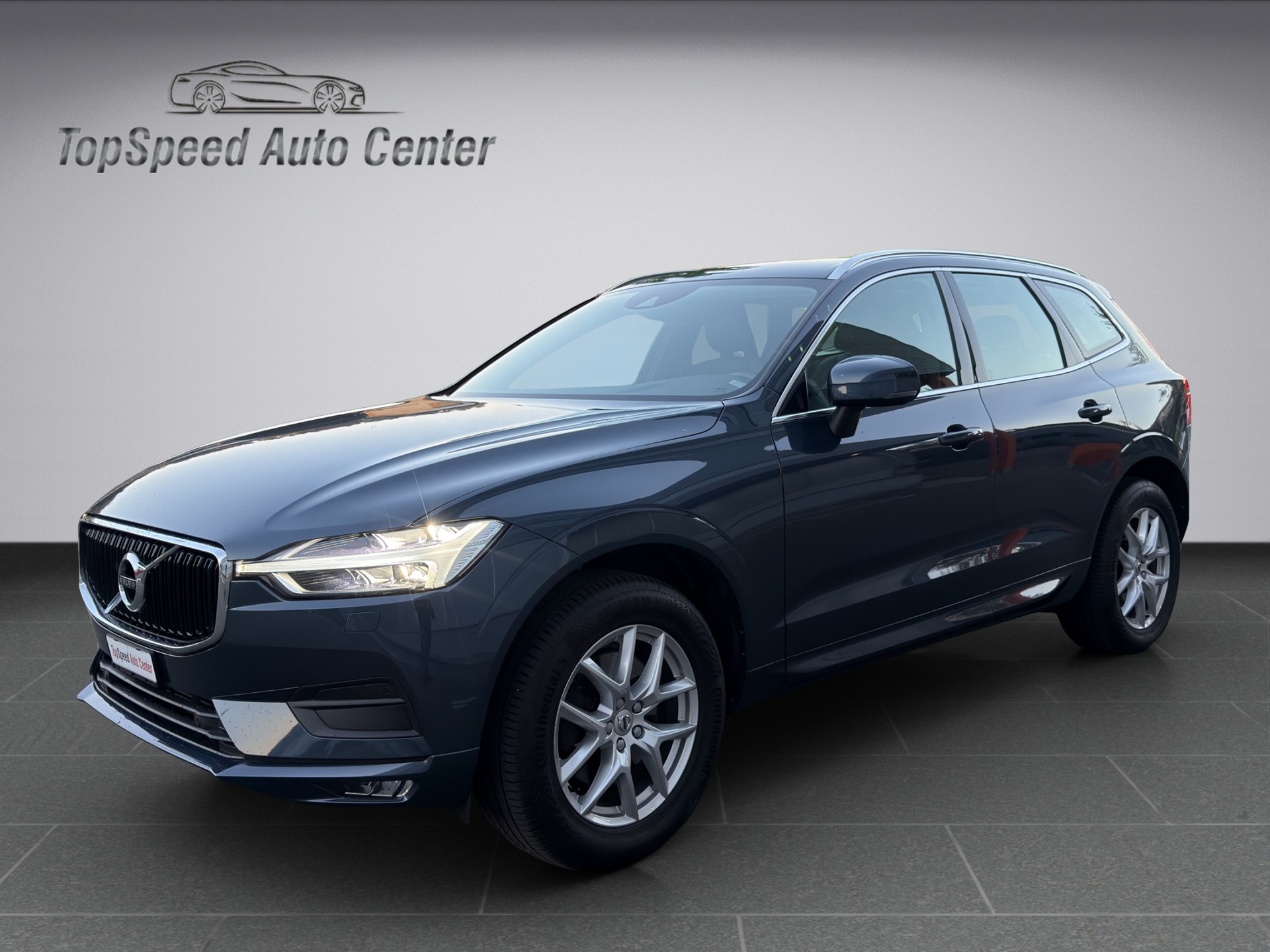 VOLVO XC60 T5 Momentum Geartronic