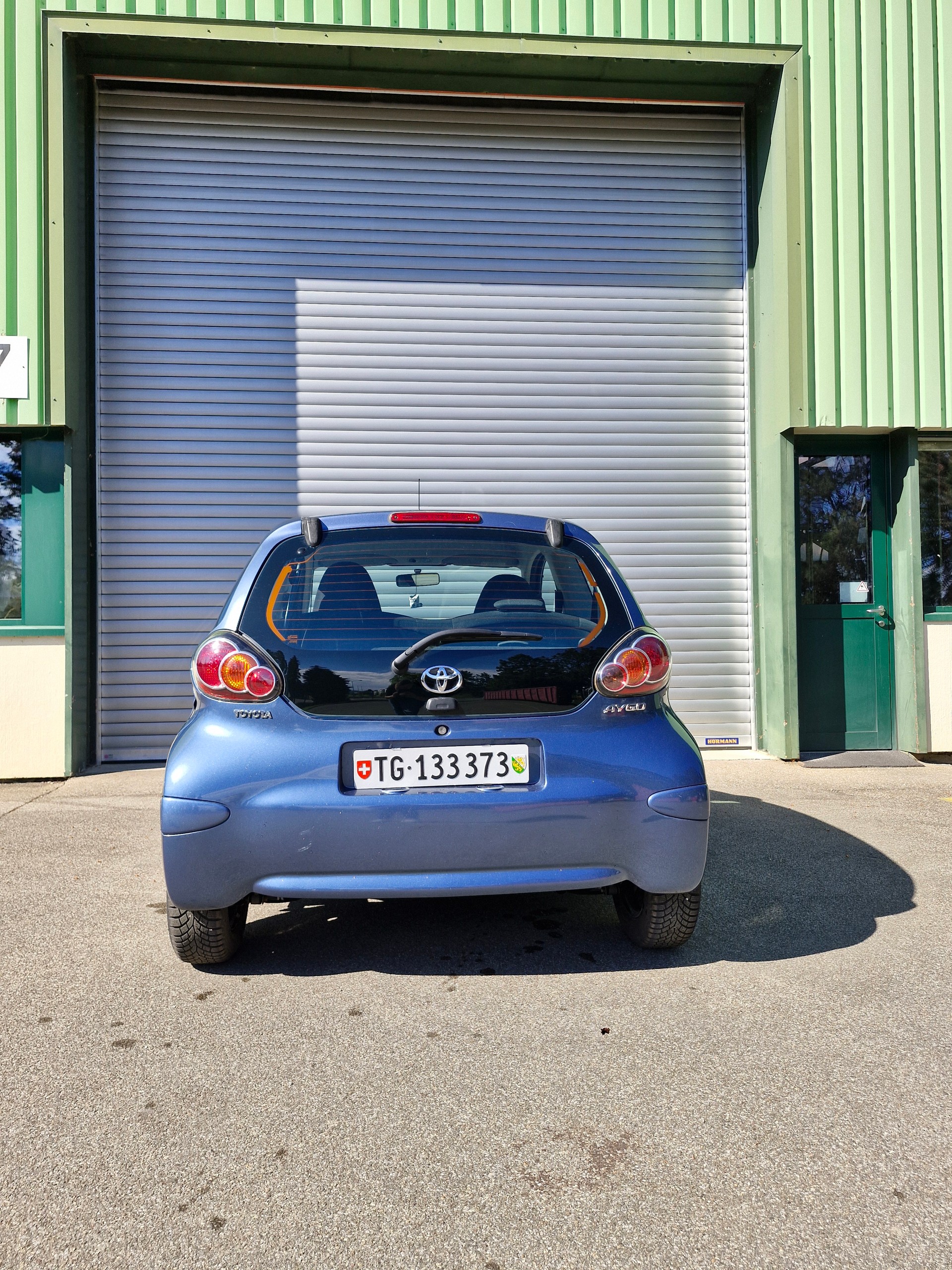 TOYOTA 1.0 VVT-i Linea Terra-image-2