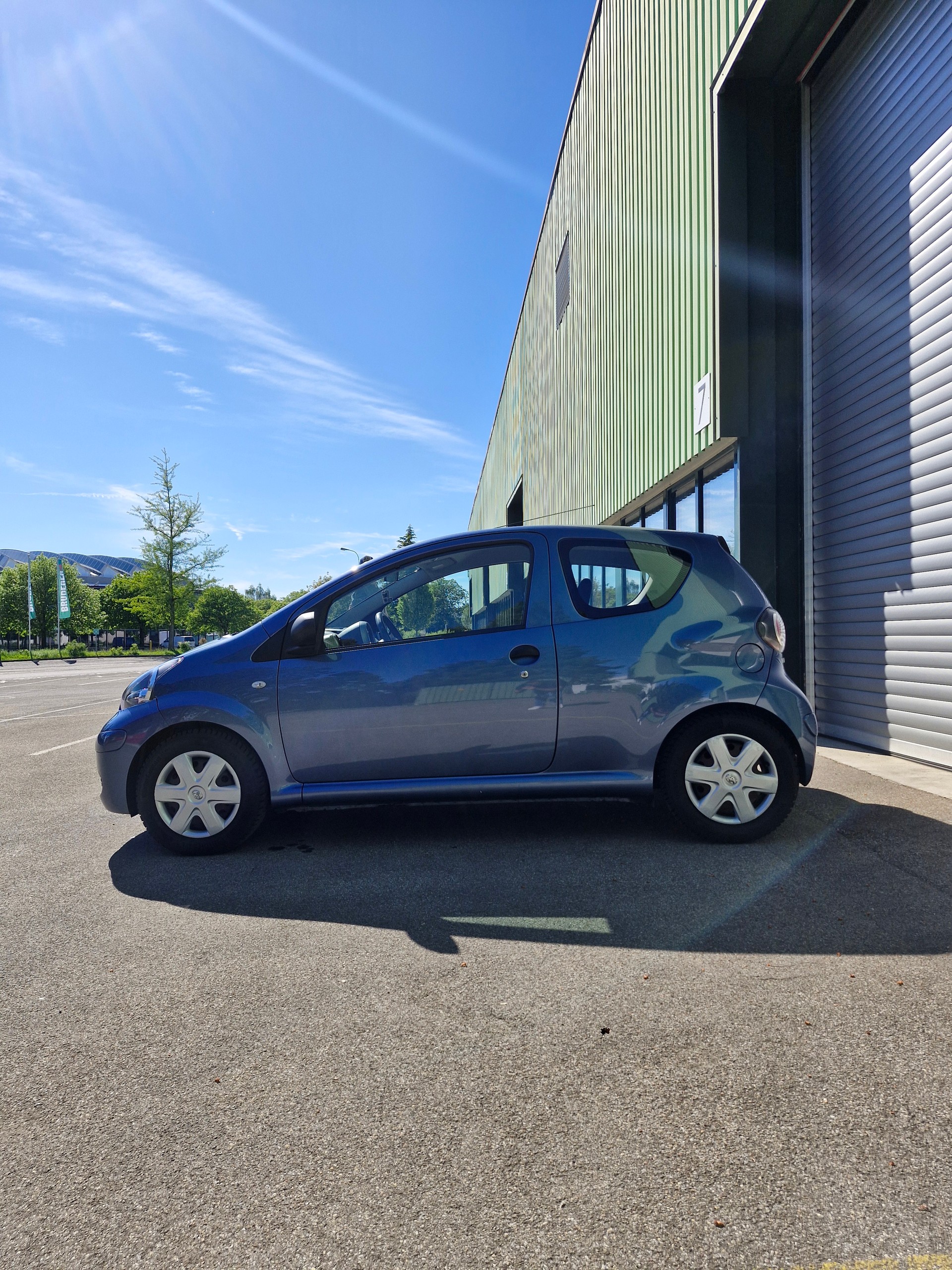 TOYOTA 1.0 VVT-i Linea Terra-image-4