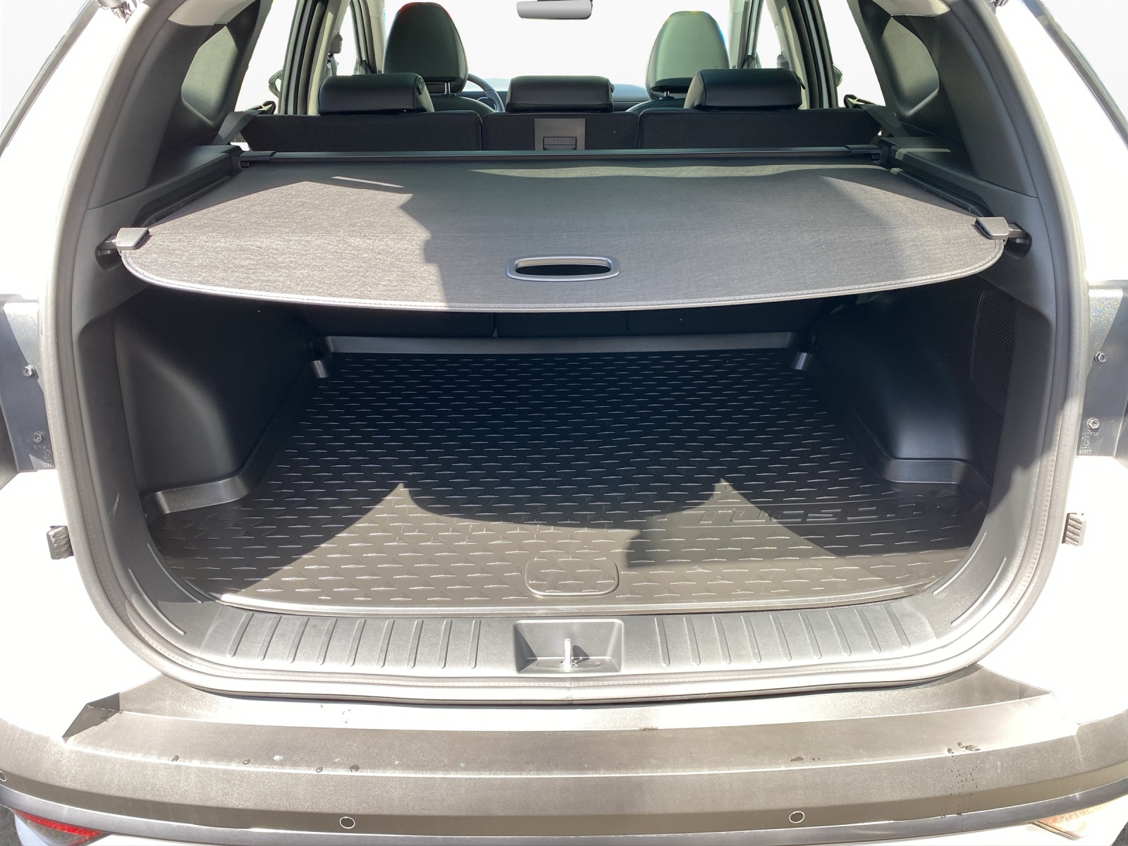 HYUNDAI Tucson 1.6 T-GDi HEV Vertex Swiss Edition 4WD-image-15