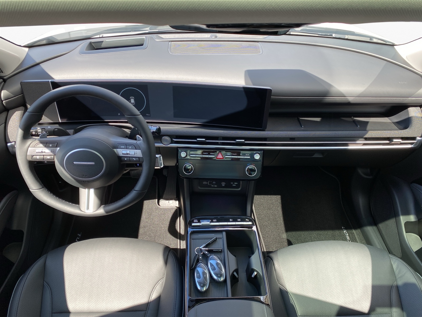 HYUNDAI Tucson 1.6 T-GDi HEV Vertex Swiss Edition 4WD-image-11