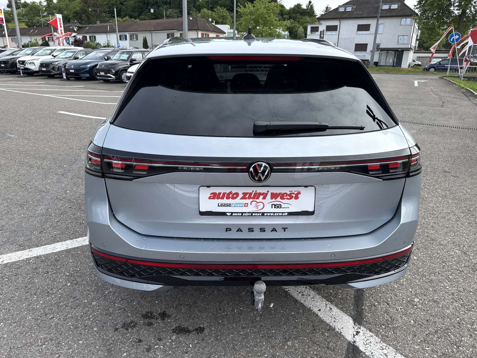 VW Passat Variant 2.0 TDi evo R-Line 4Motion DSG-Automat-image-14