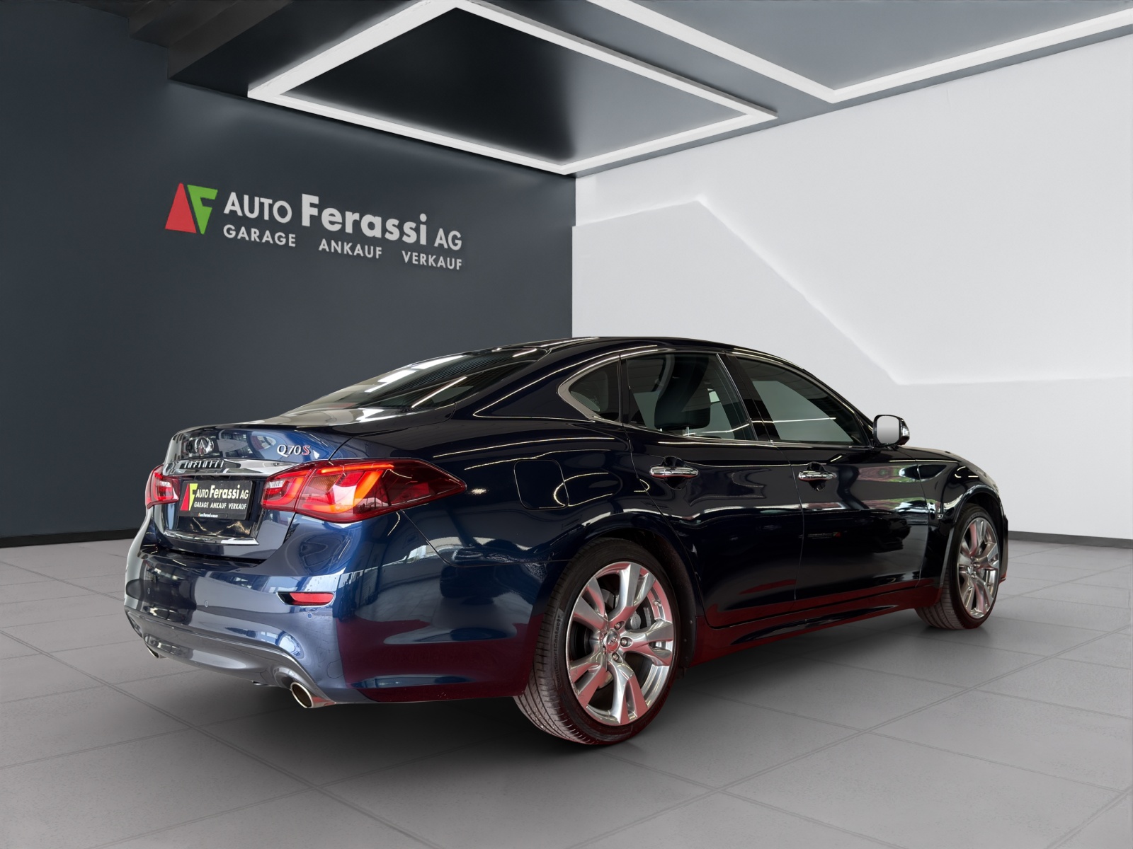 INFINITI Q70 3.7 S Premium Automatic-image-5